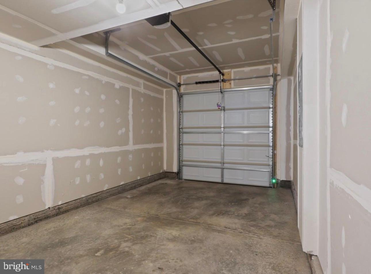 ARCOLA TOWN CENTER - Residential