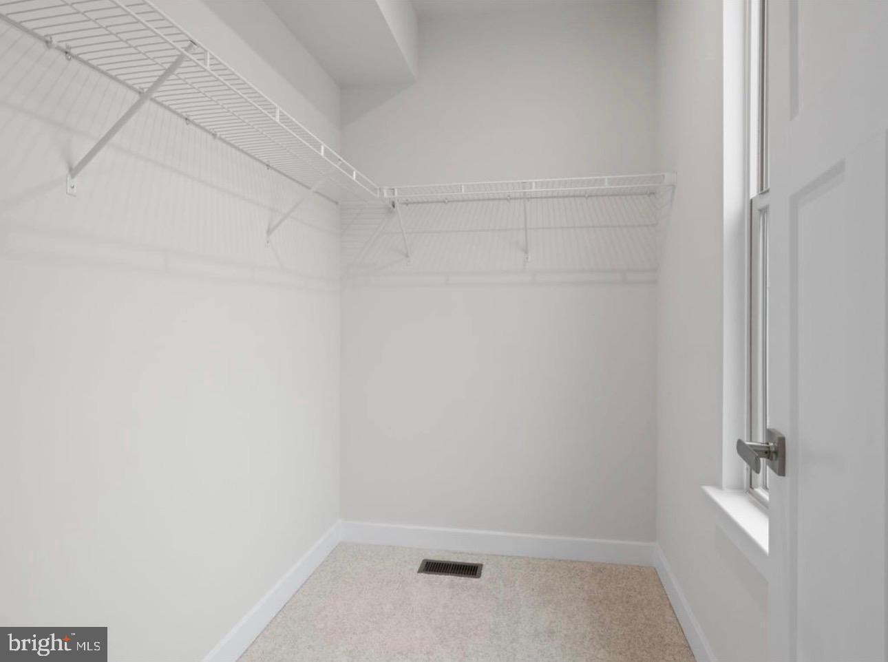 ARCOLA TOWN CENTER - Residential