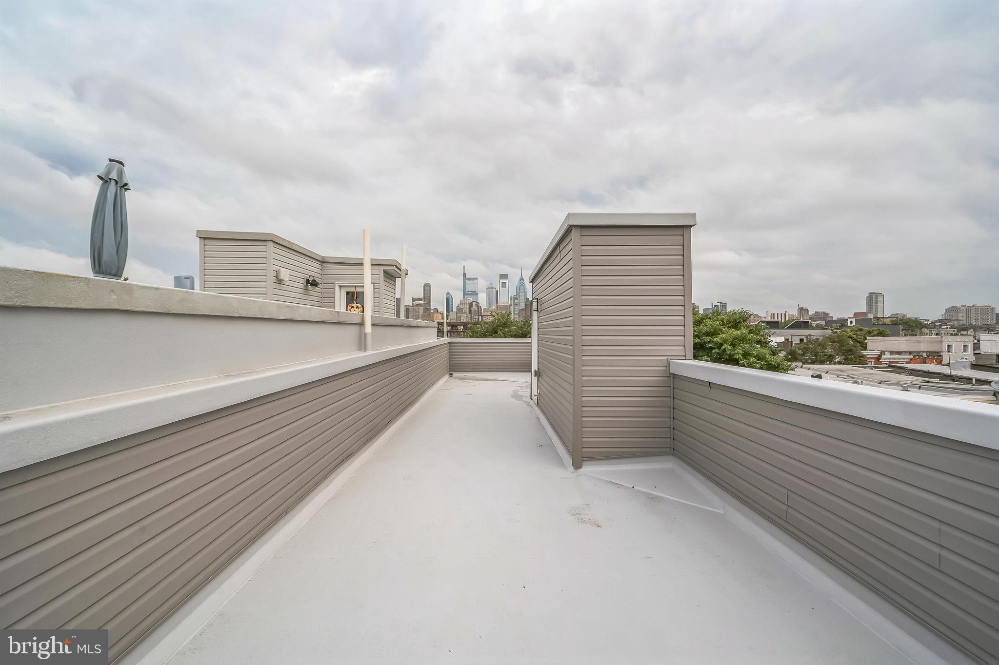 POINT BREEZE - Residential