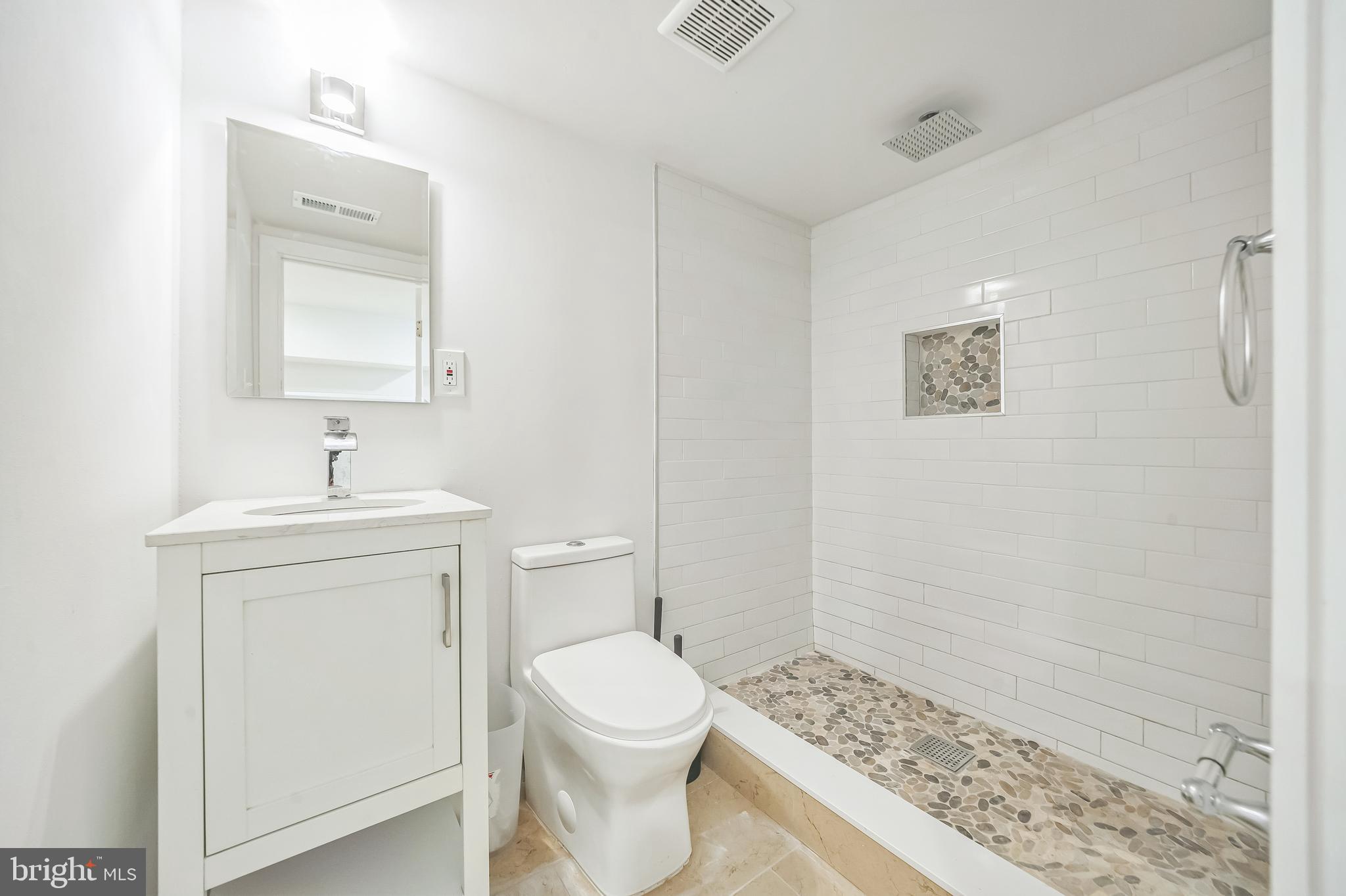 POINT BREEZE - Residential