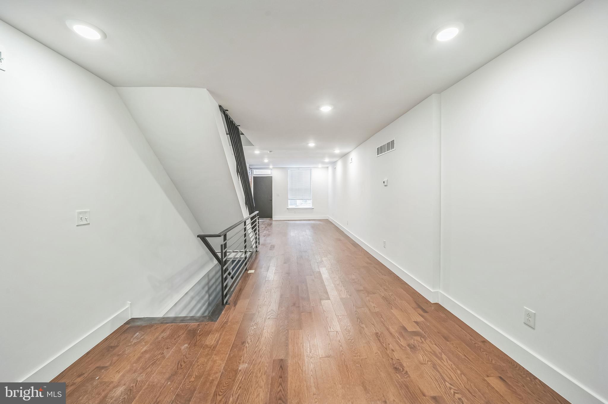 POINT BREEZE - Residential