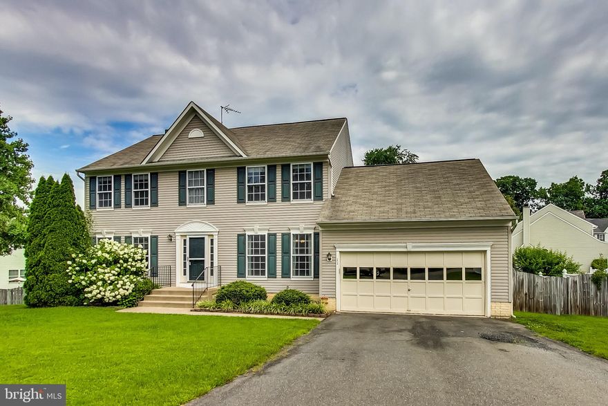 Welcome to this beautifully maintained three level home. The home features 4 bedrooms and 3.5 baths, 2 car garage with plenty of storage. Kitchen/ Eat In area and plenty of cabinet space leads into large family room with natural light and fireplace. Large deck area through sliding doors off kitchen. Upper level features spacious primary suite with vaulted ceiling, walk in closet and bathroom with separate shower and sunken tub. Three additional bedrooms on upper level. Large basement with 1 bath, 1 bedroom (NTC), wet bar and storage space. Large wood fenced backyard. Community has playground/tot lot, tennis and basketball court.