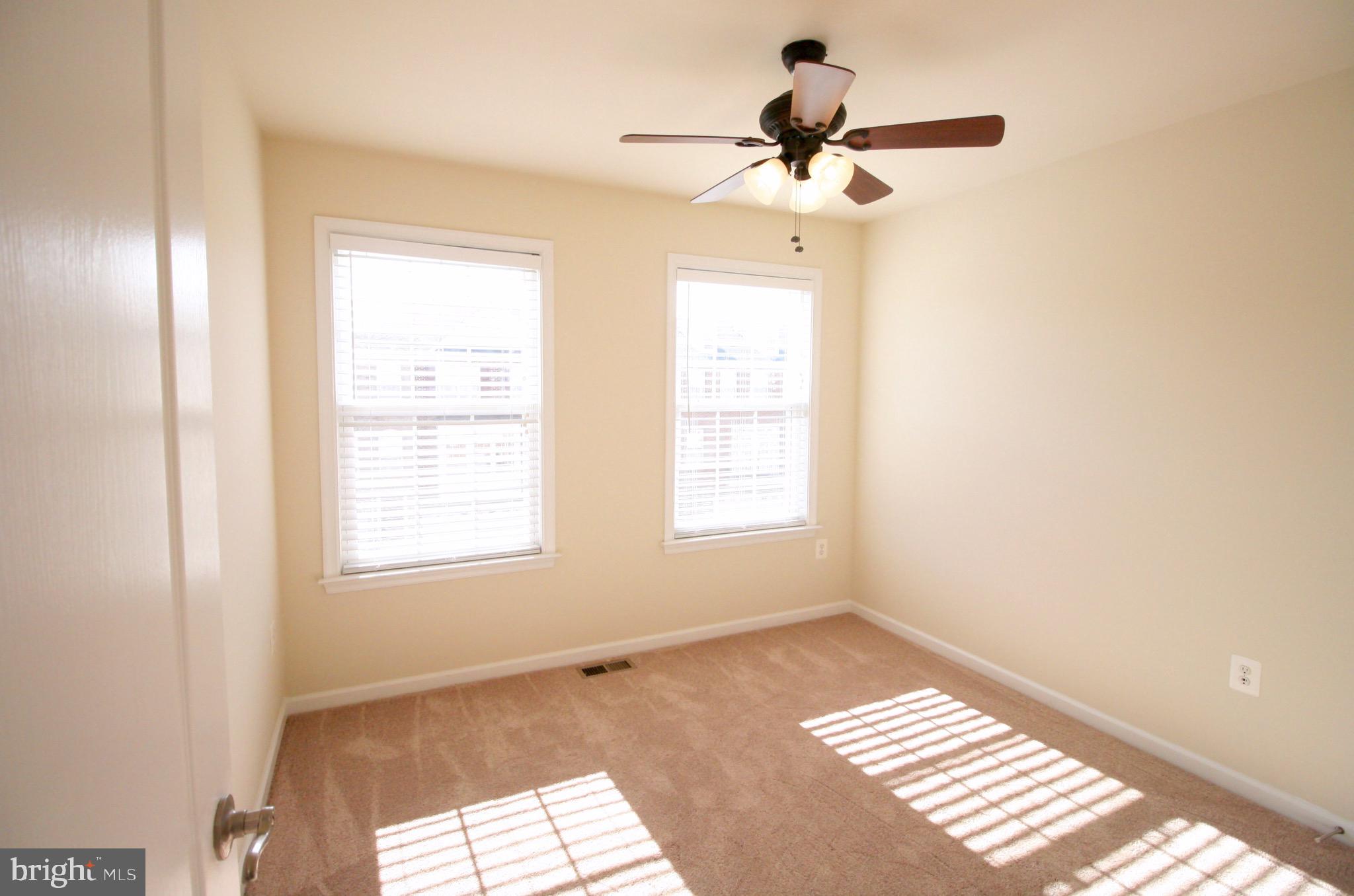 GOOSE CREEK VILLAGE SOUTH - Residential Lease