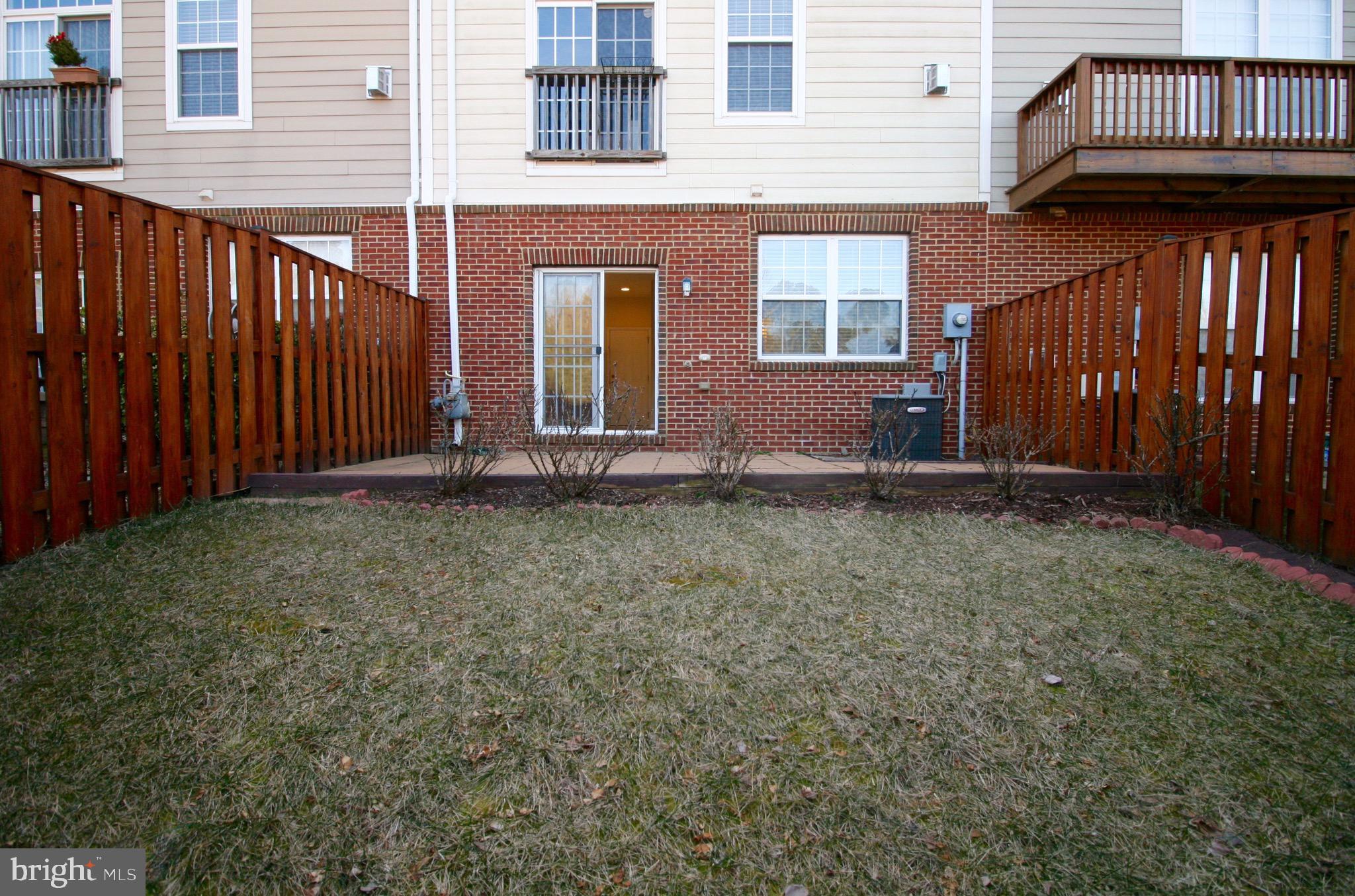 GOOSE CREEK VILLAGE SOUTH - Residential Lease