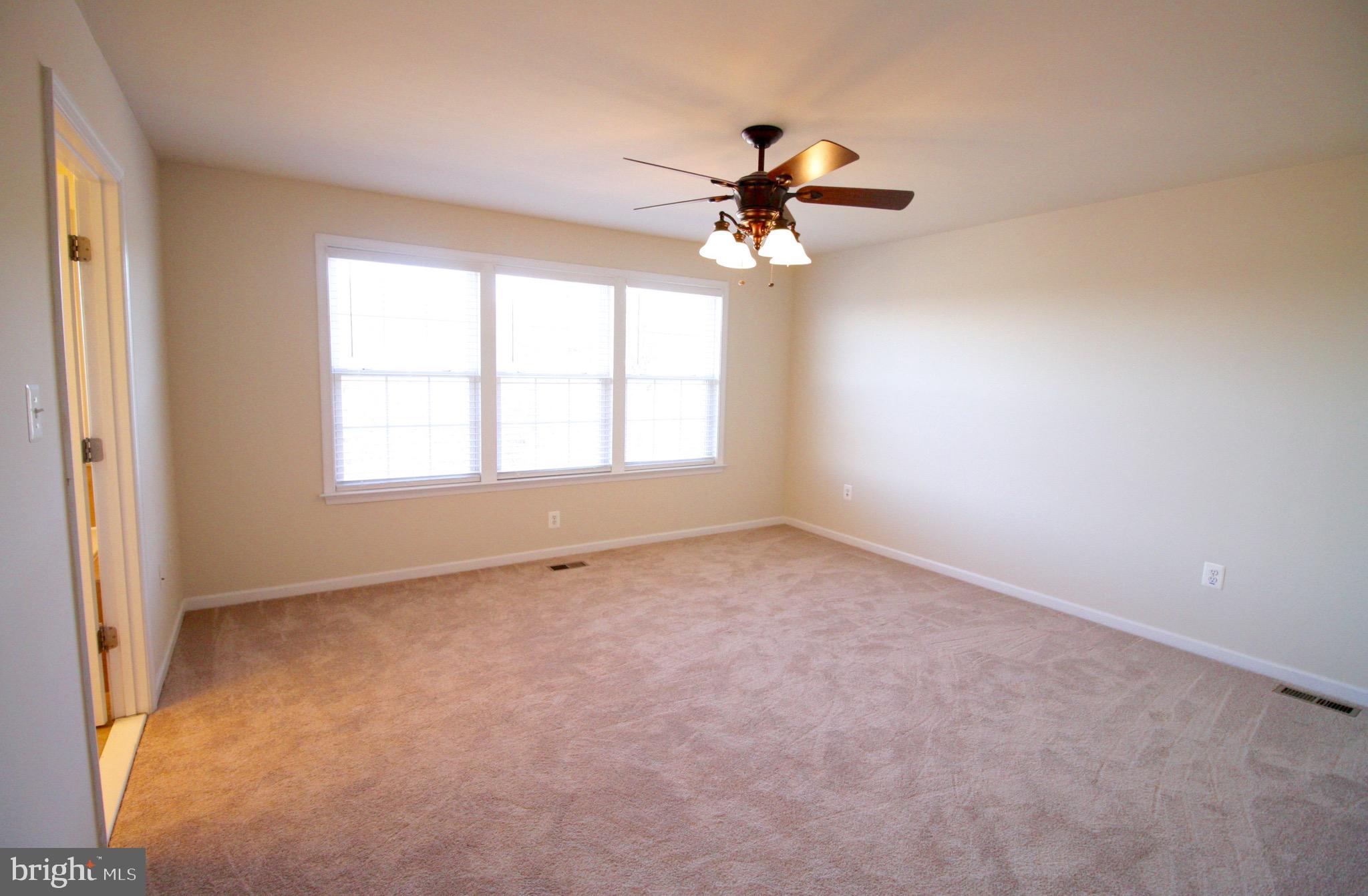 GOOSE CREEK VILLAGE SOUTH - Residential Lease