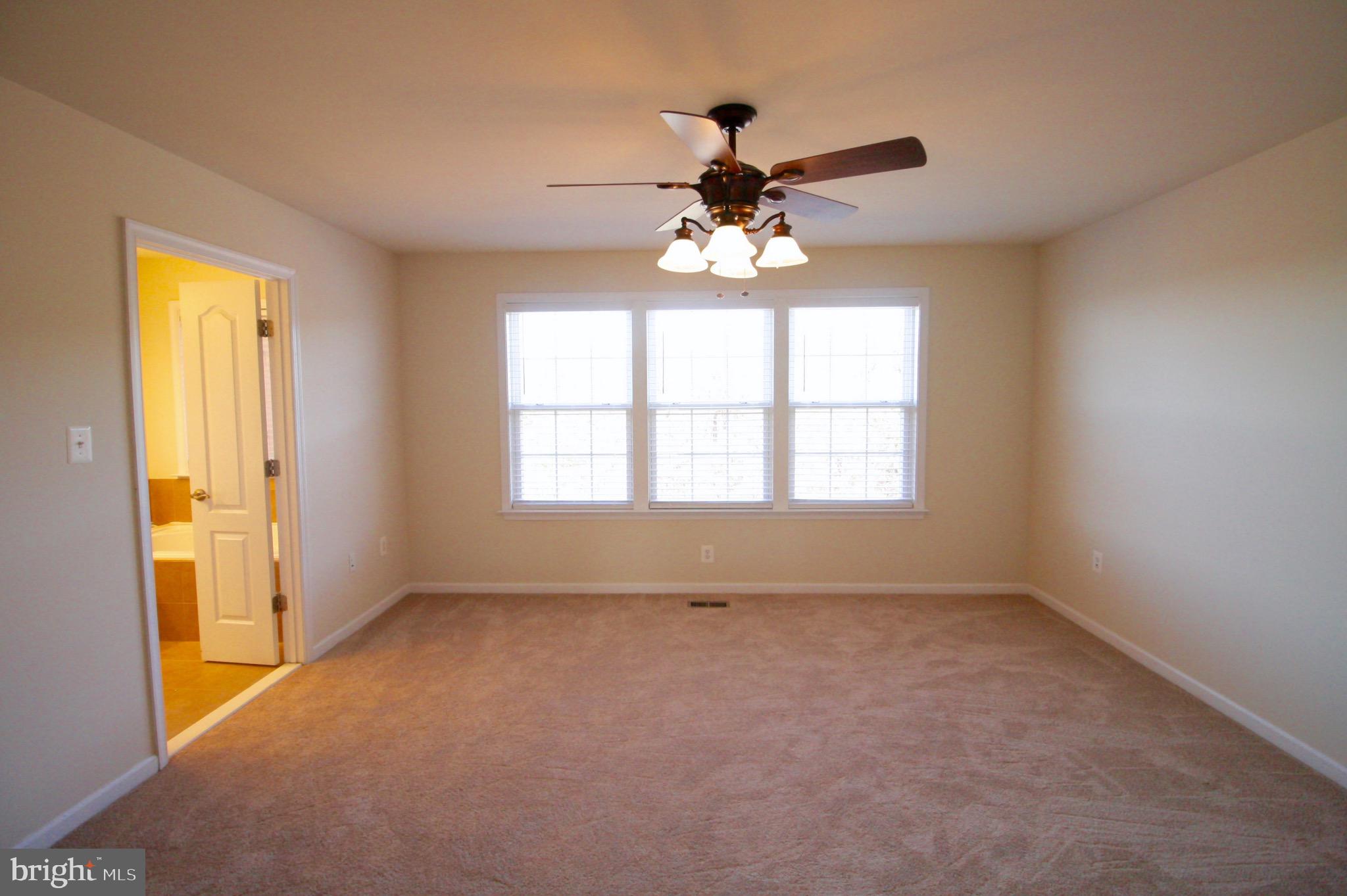 GOOSE CREEK VILLAGE SOUTH - Residential Lease