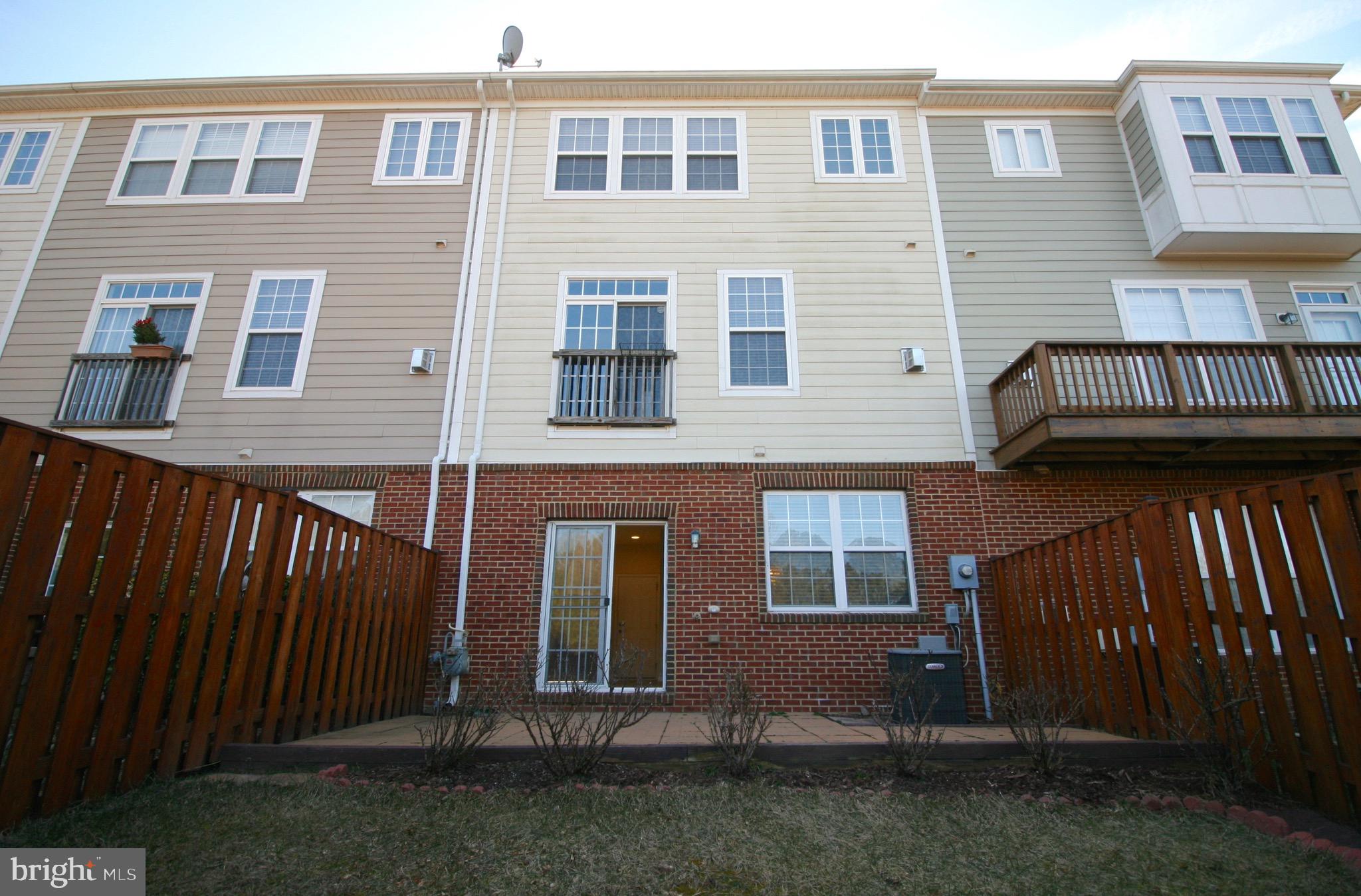 GOOSE CREEK VILLAGE SOUTH - Residential Lease