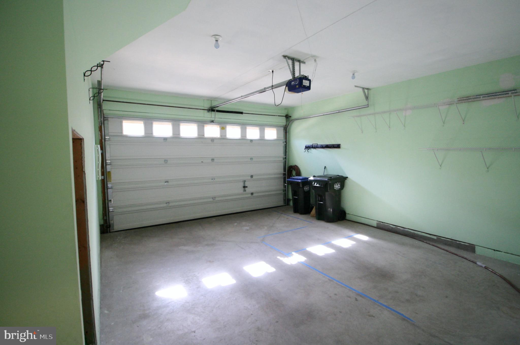 GOOSE CREEK VILLAGE SOUTH - Residential Lease