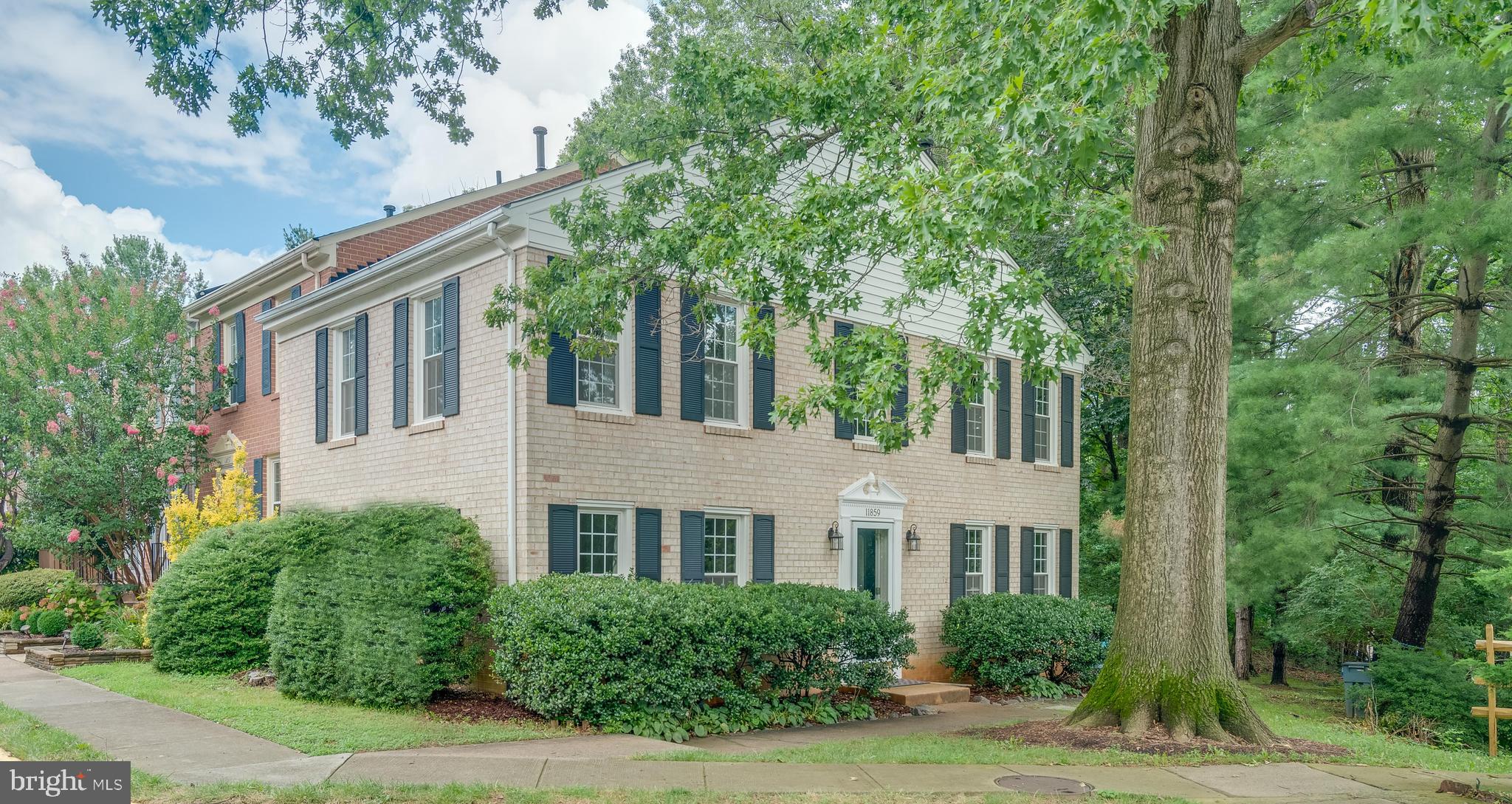 DEEPWOOD - Residential