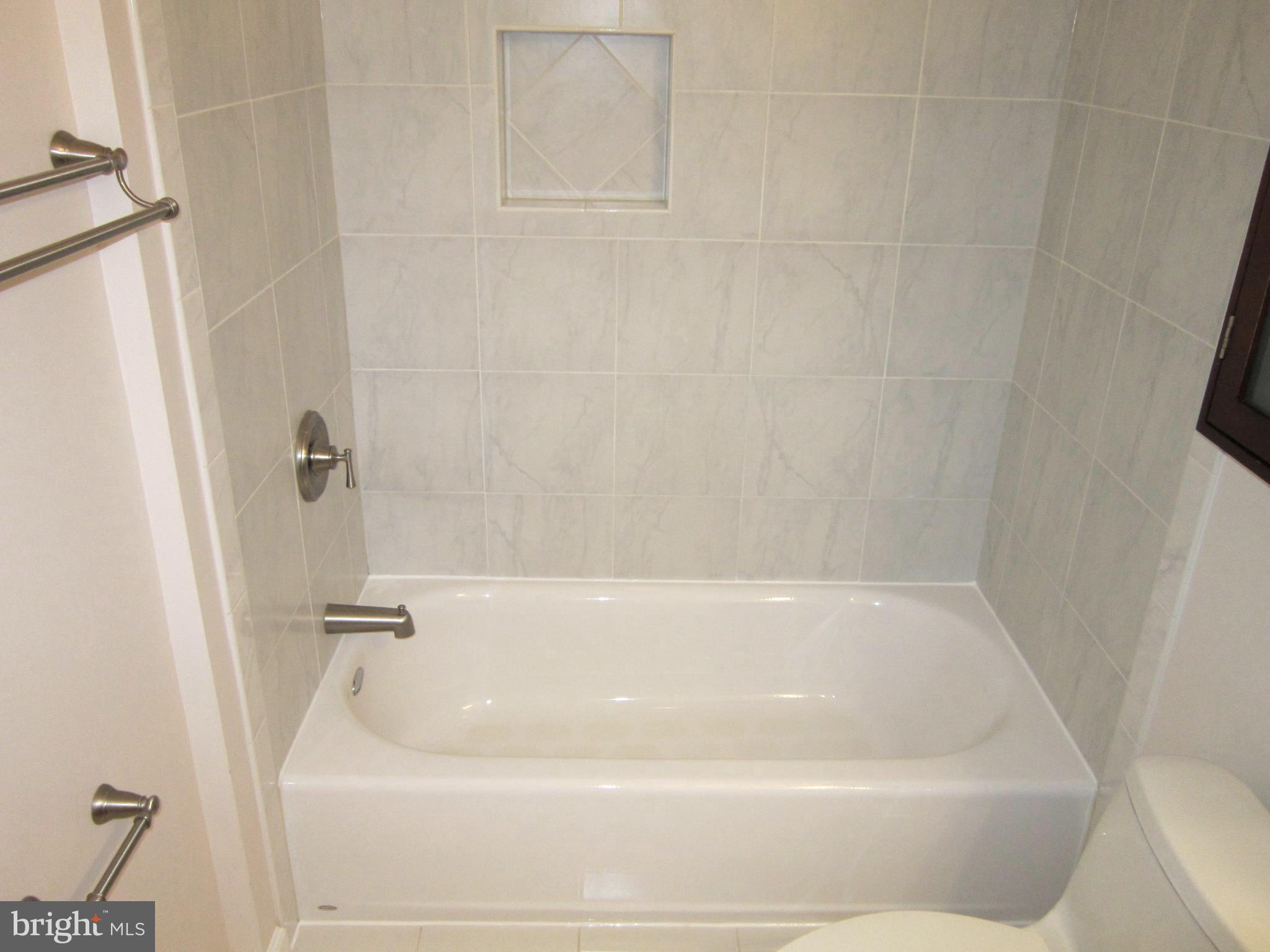 DEEPWOOD - Residential