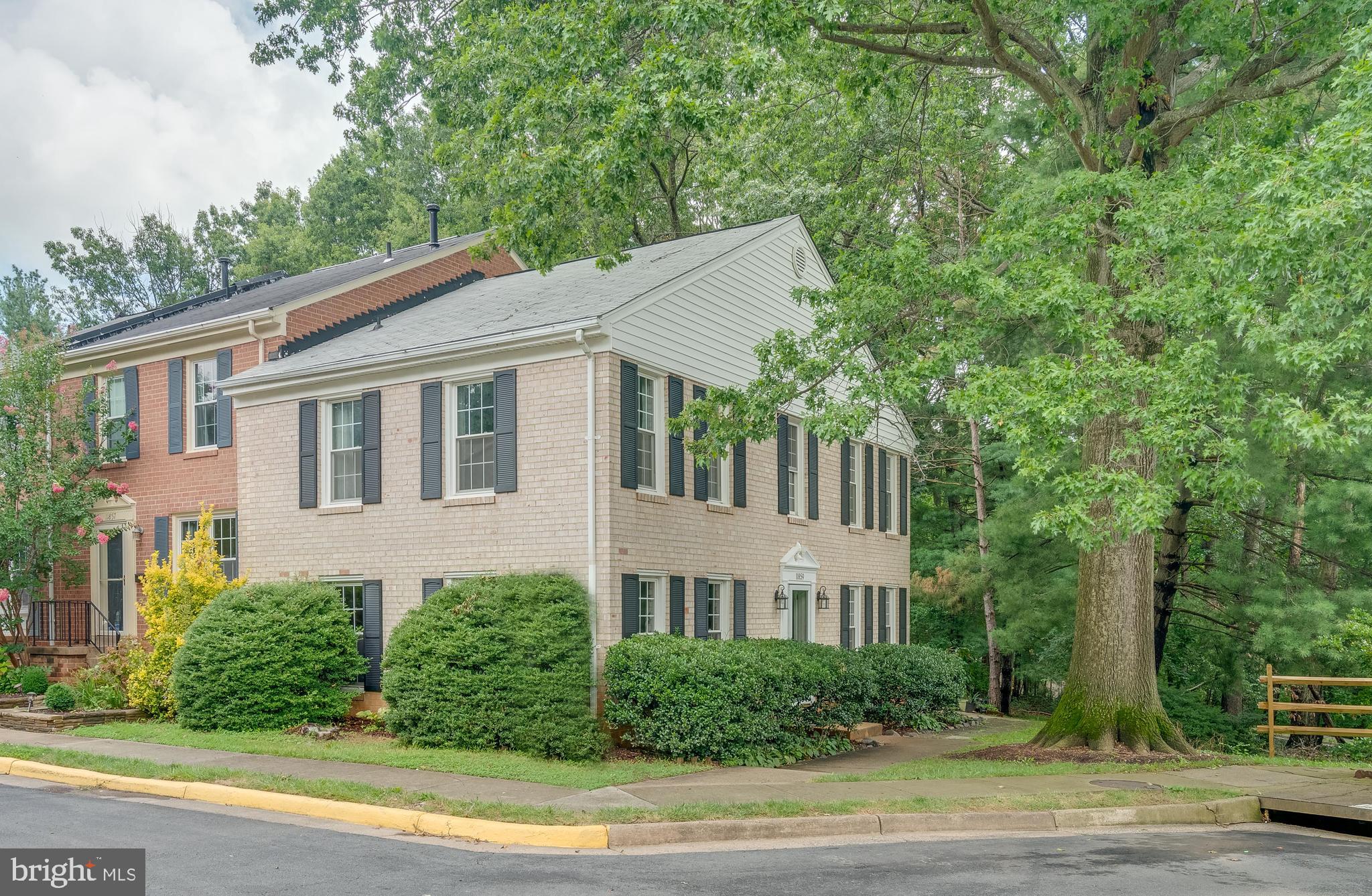 DEEPWOOD - Residential