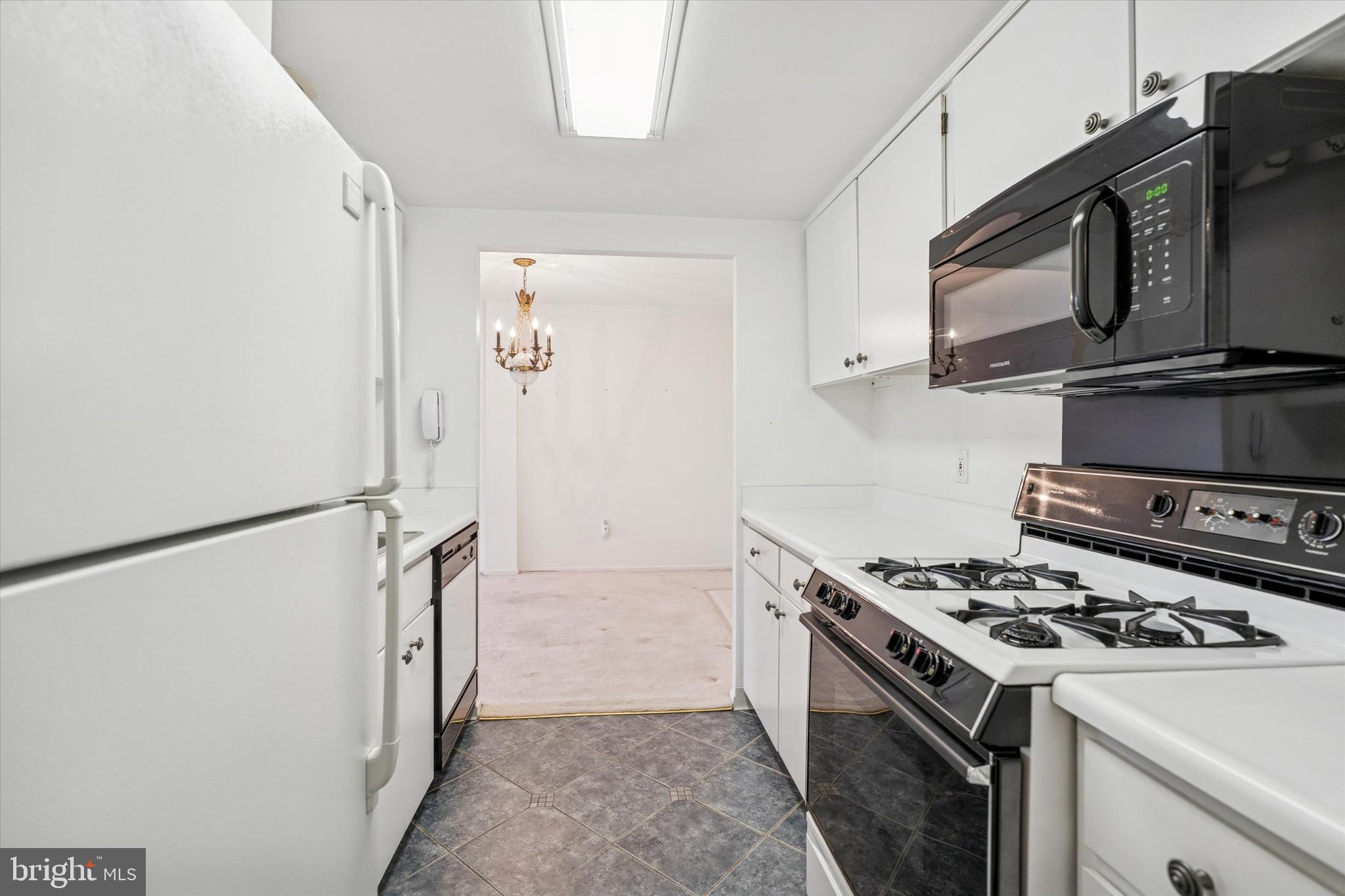 BEAVER HILL - Residential