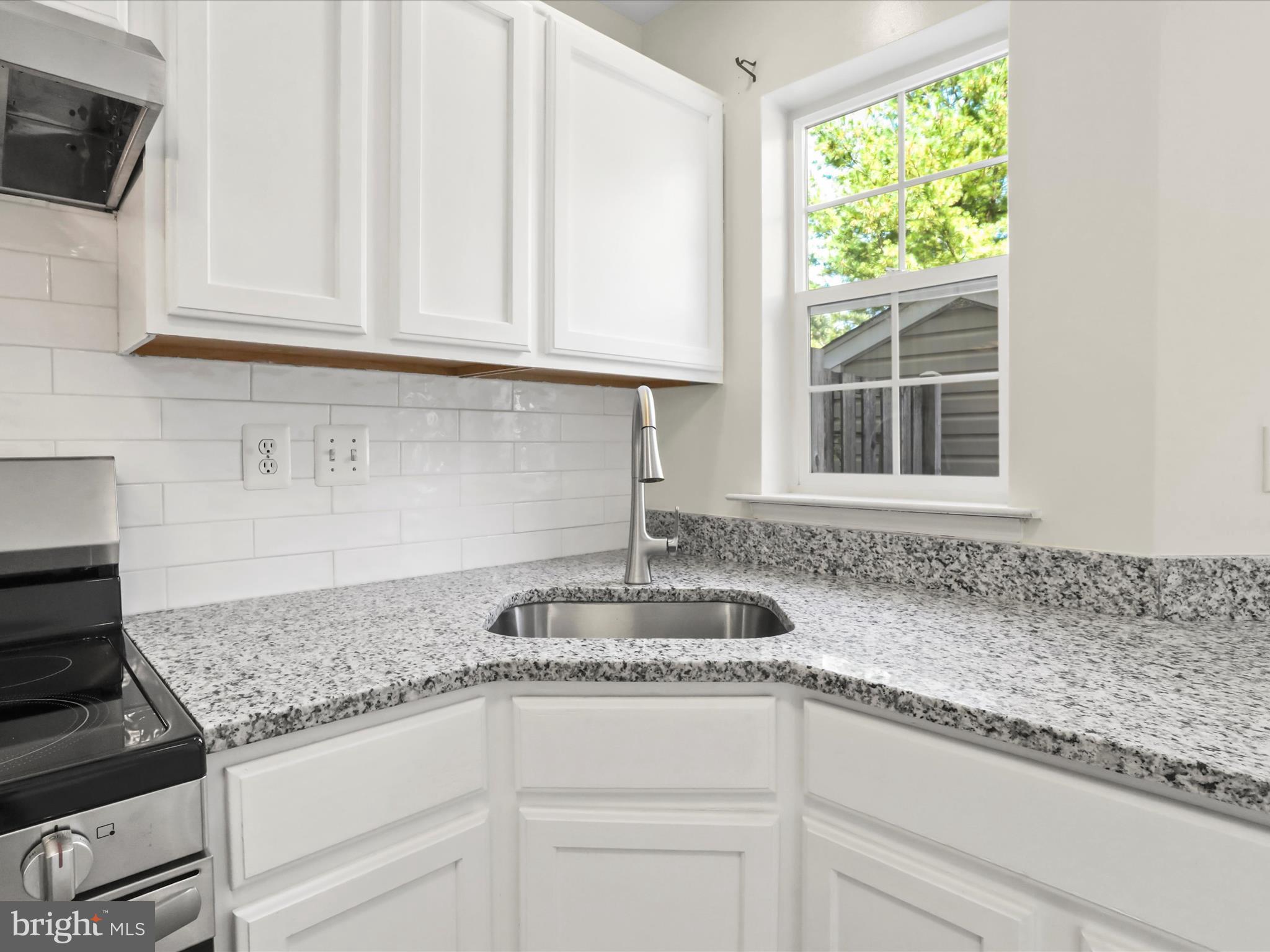 BALLENGER CREEK CENTER POND - Residential