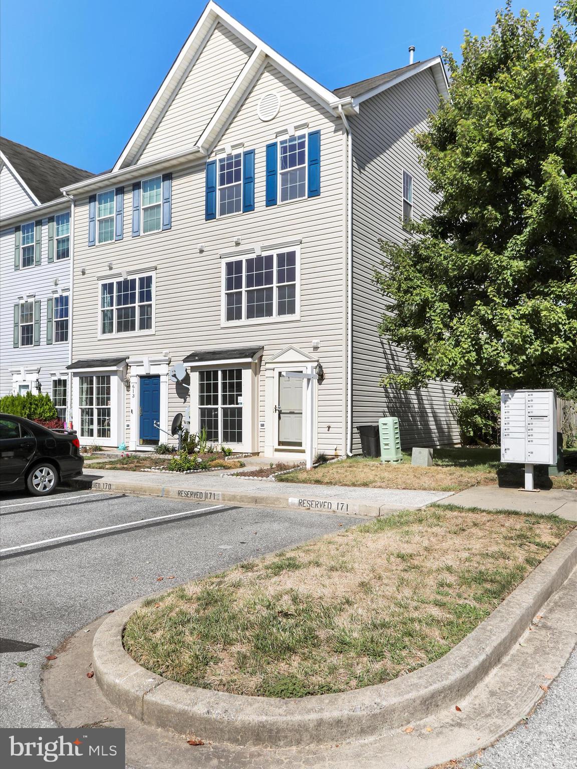 BALLENGER CREEK CENTER POND - Residential