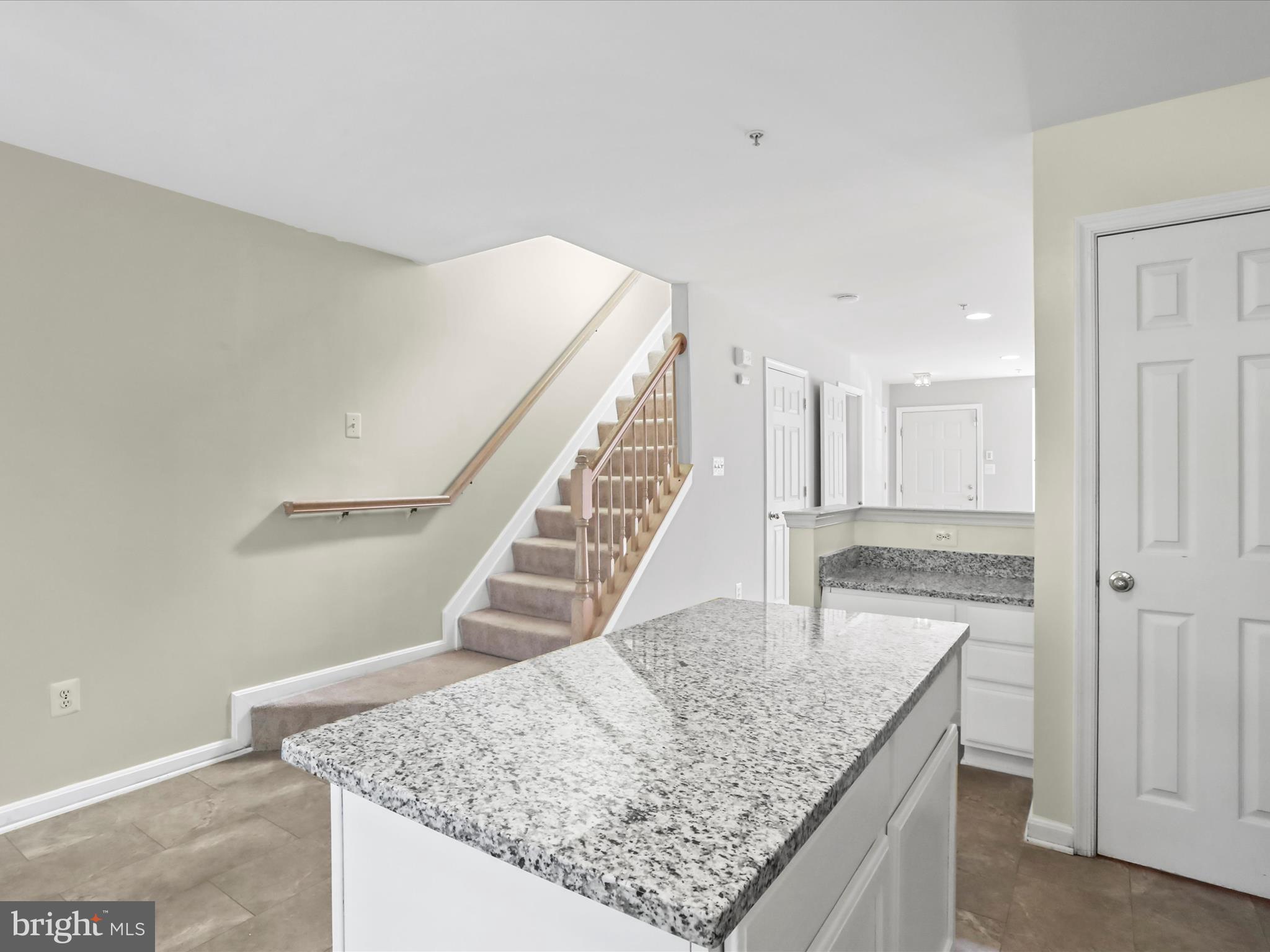 BALLENGER CREEK CENTER POND - Residential