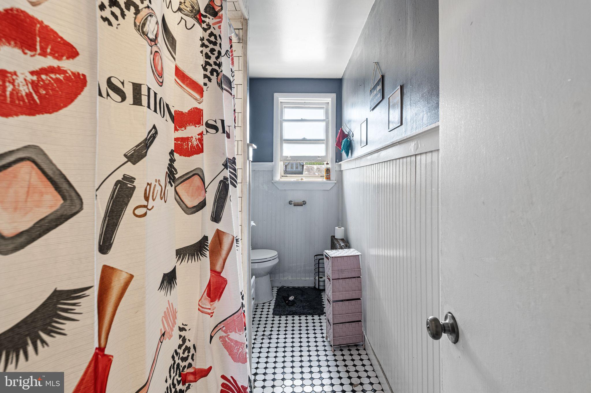 NORRISTOWN - Residential