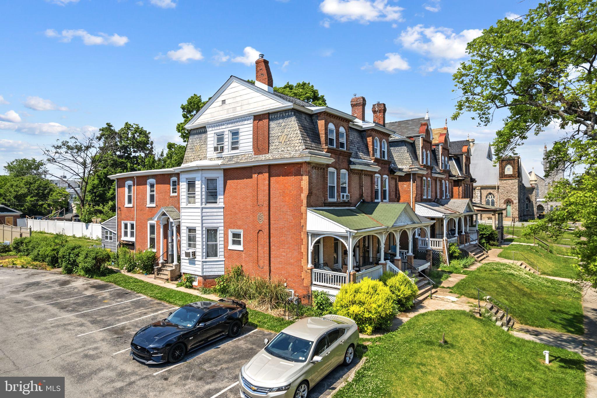 NORRISTOWN - Residential