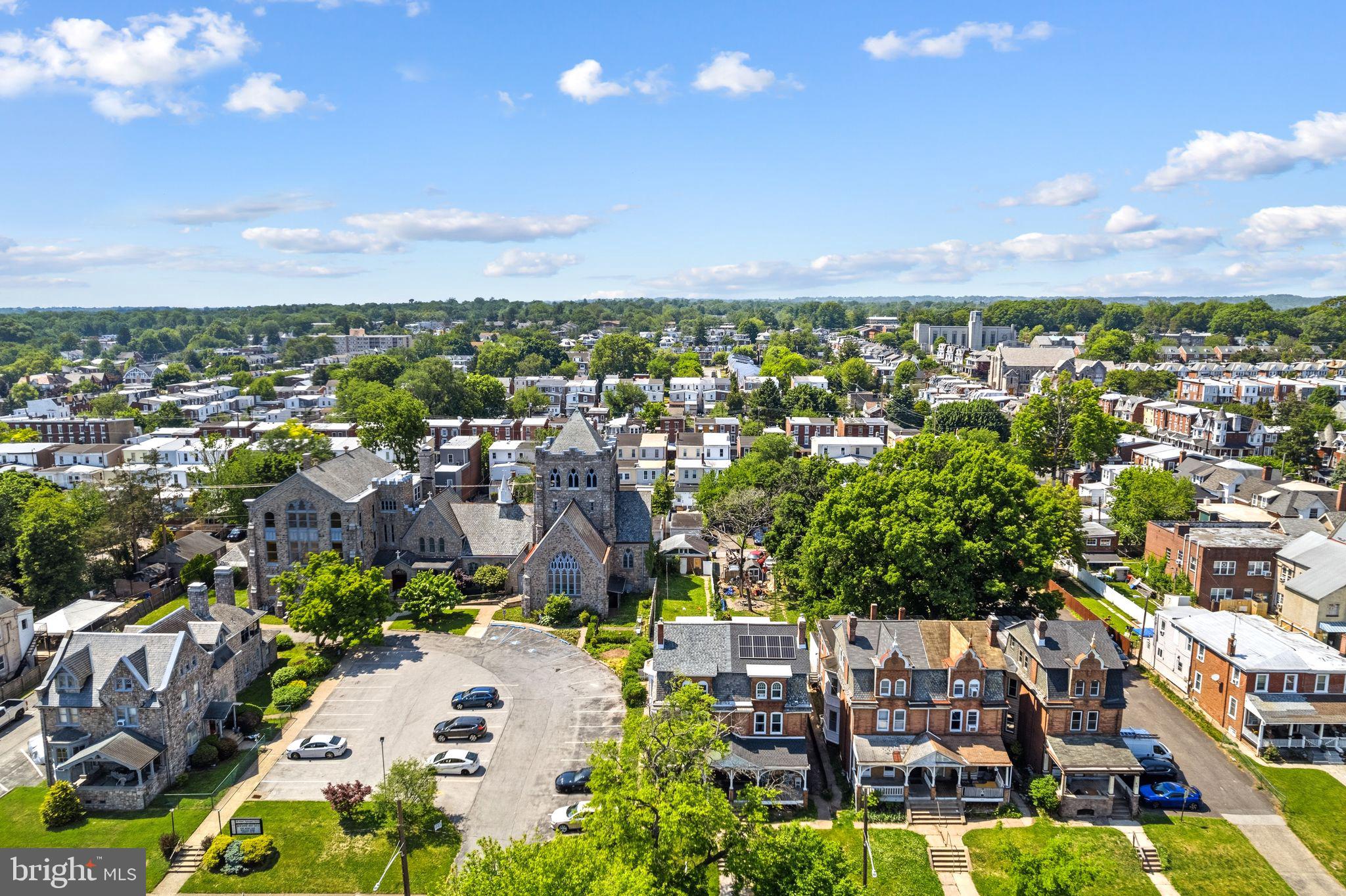 NORRISTOWN - Residential