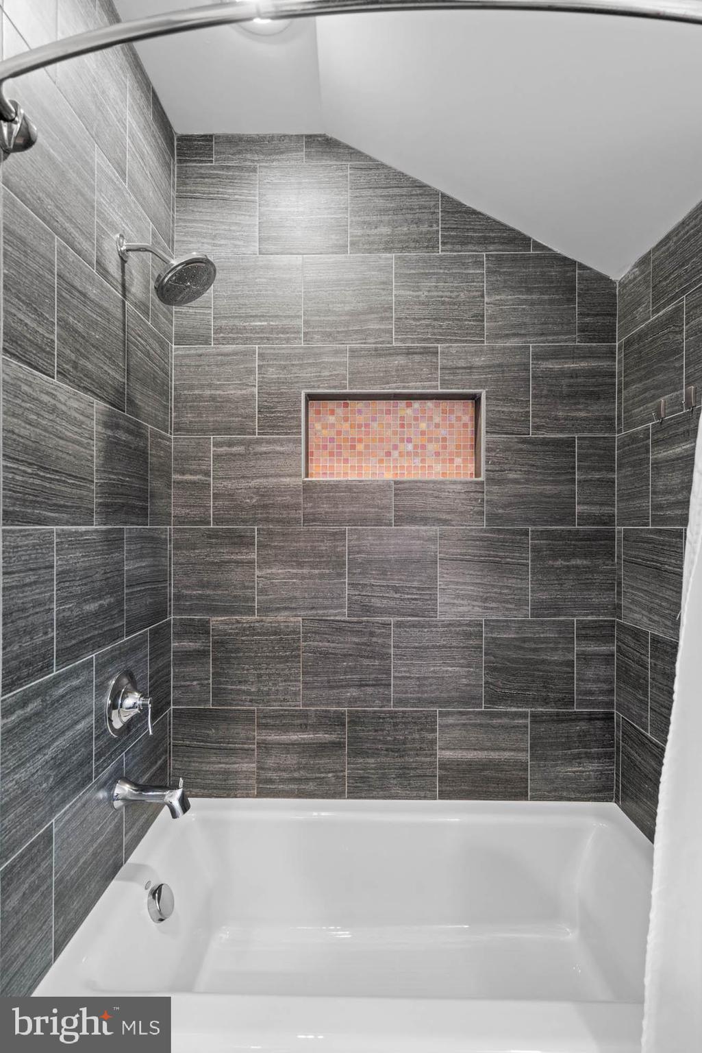 GREENACRES - Residential