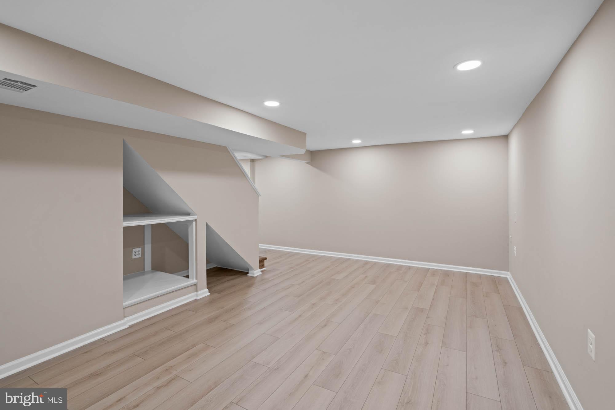 GREENACRES - Residential