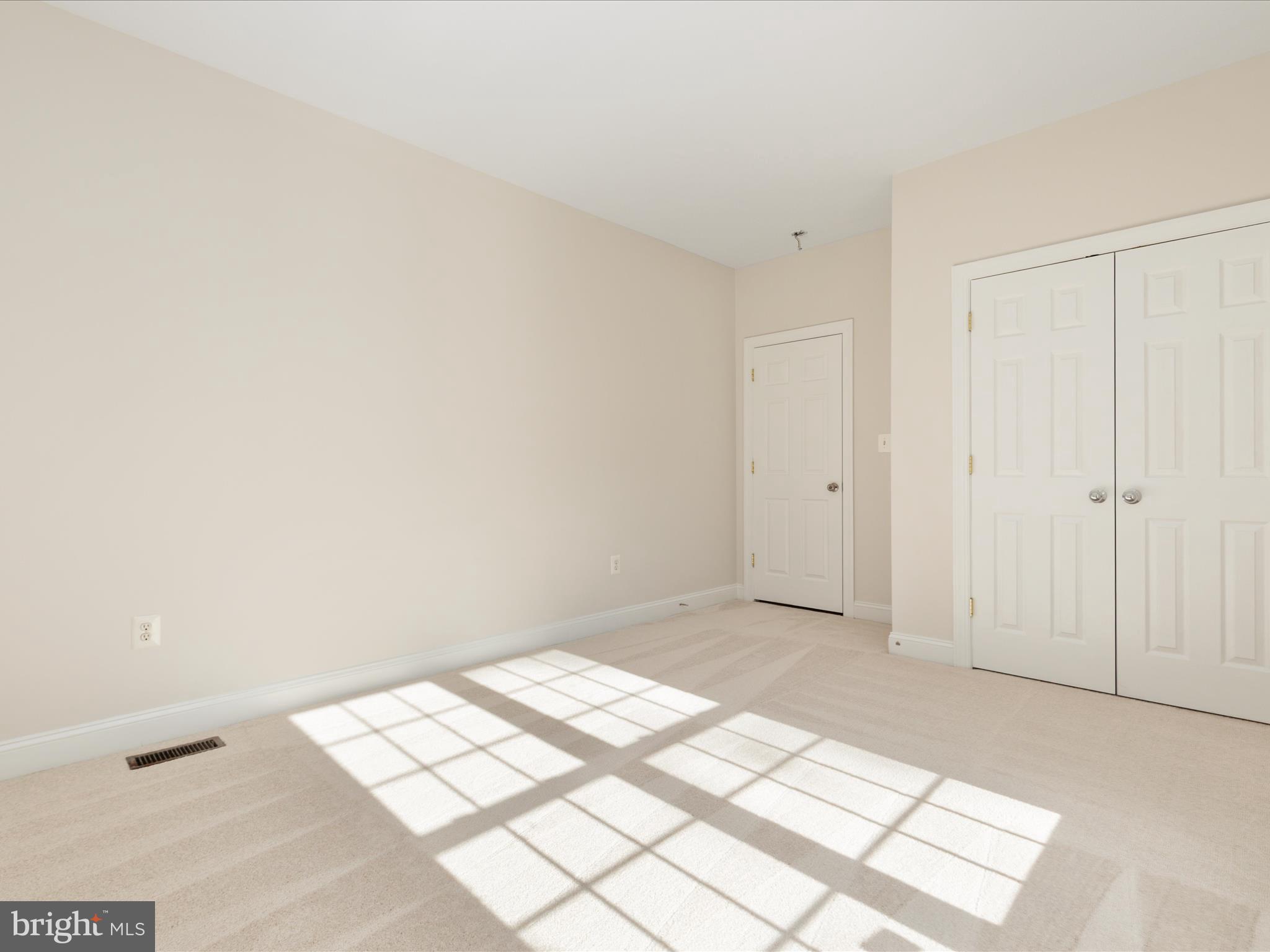 BROOKSIDE - Residential