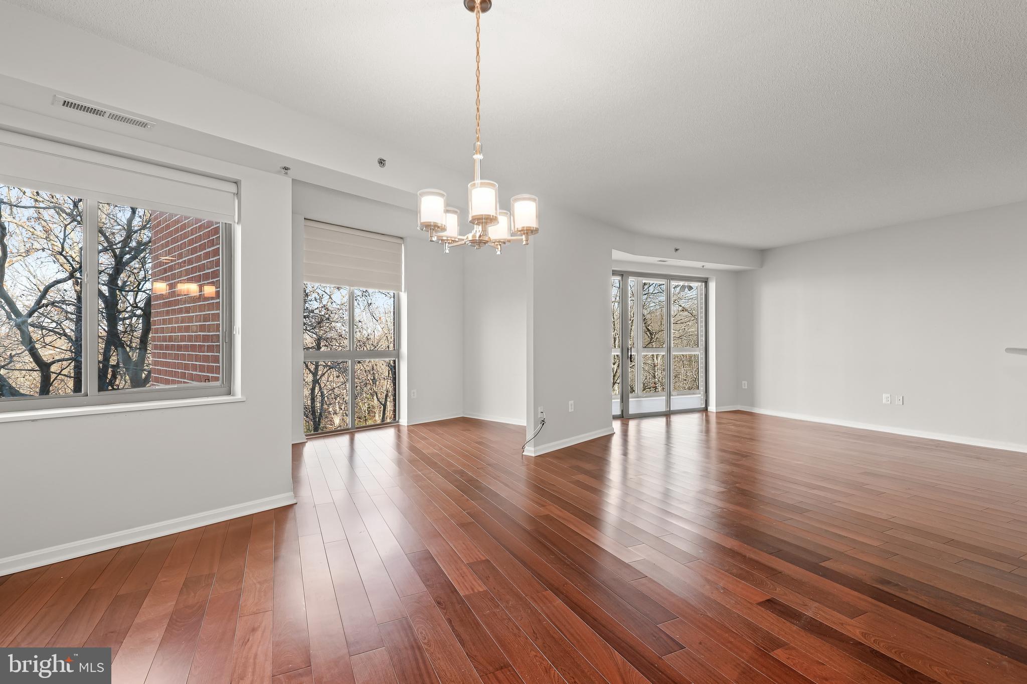 HERITAGE HARBOUR - Residential