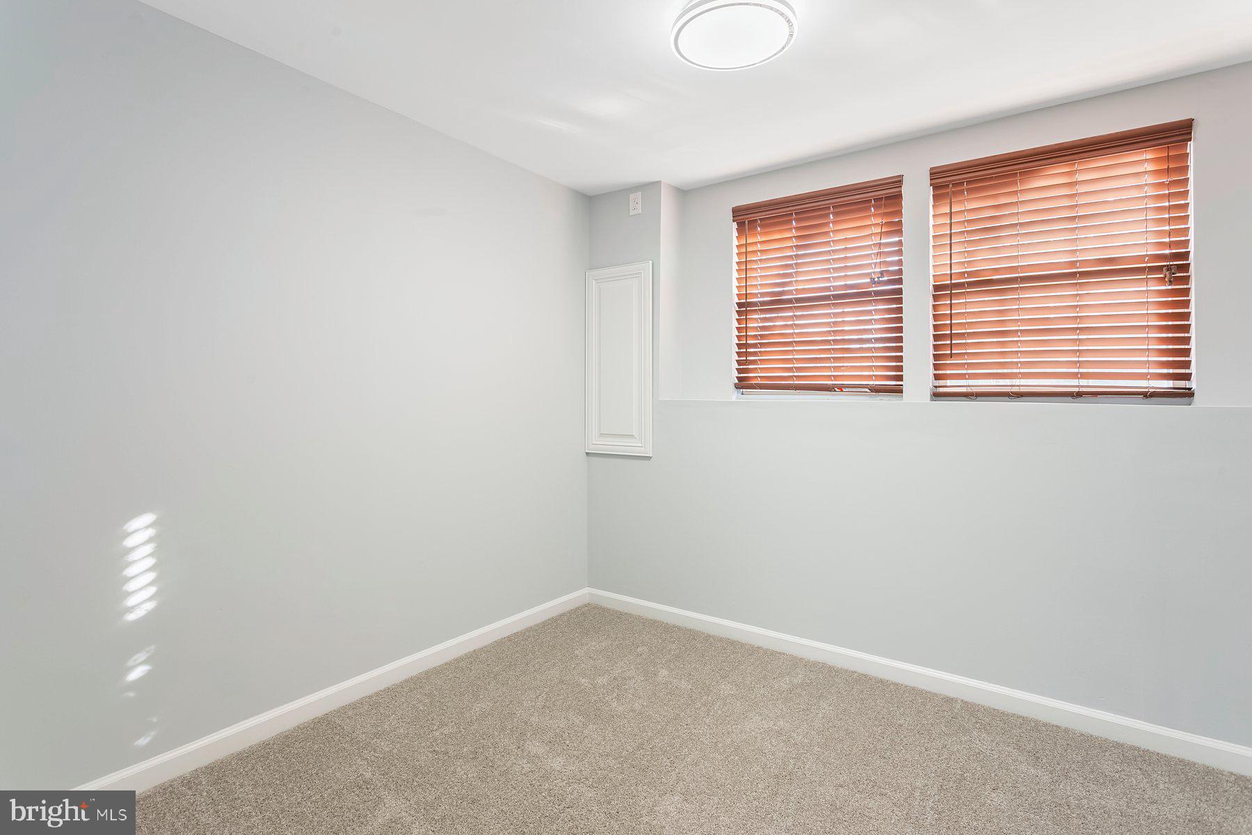 BALLENGER CROSSING - Residential