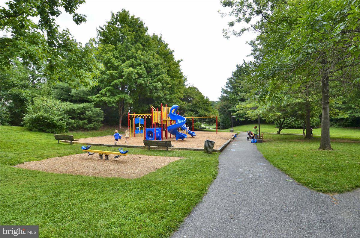 TIMBERLAWN - Residential