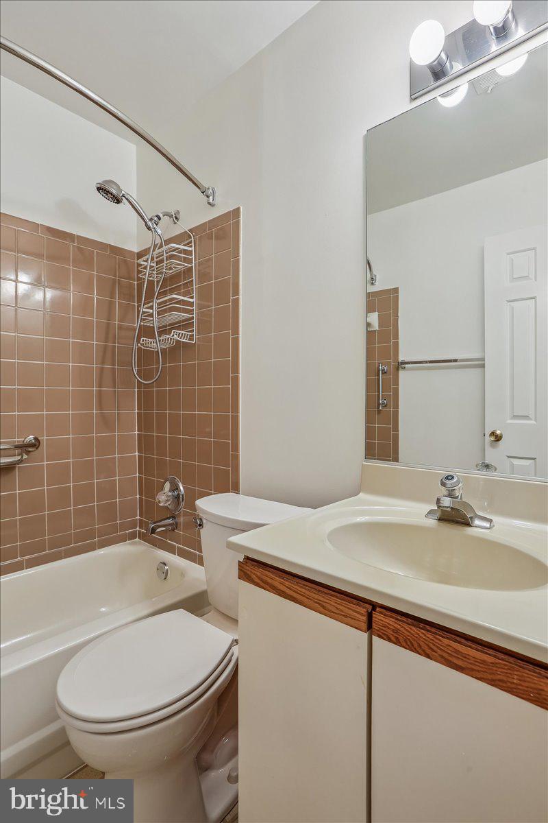 TIMBERLAWN - Residential