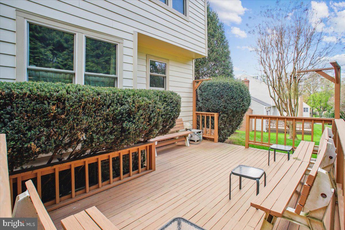 TIMBERLAWN - Residential