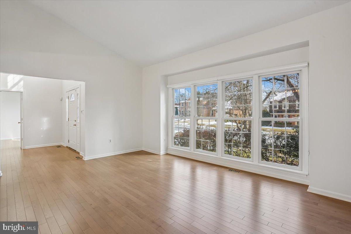 TIMBERLAWN - Residential