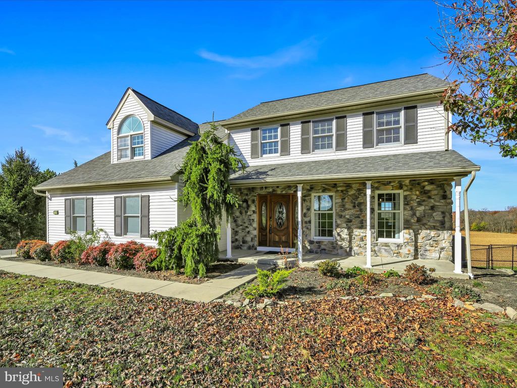 Photo of 1509 Ridge Road, ELIZABETHTOWN, PA 17022 (MLS # PALA2060660)