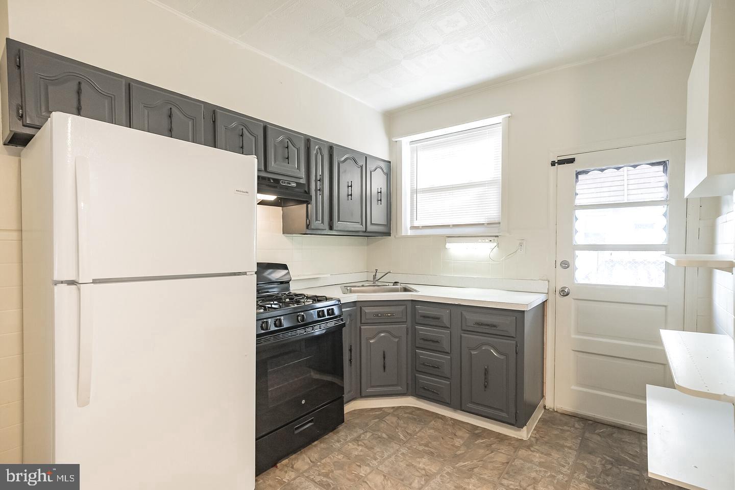 PORT RICHMOND - Residential