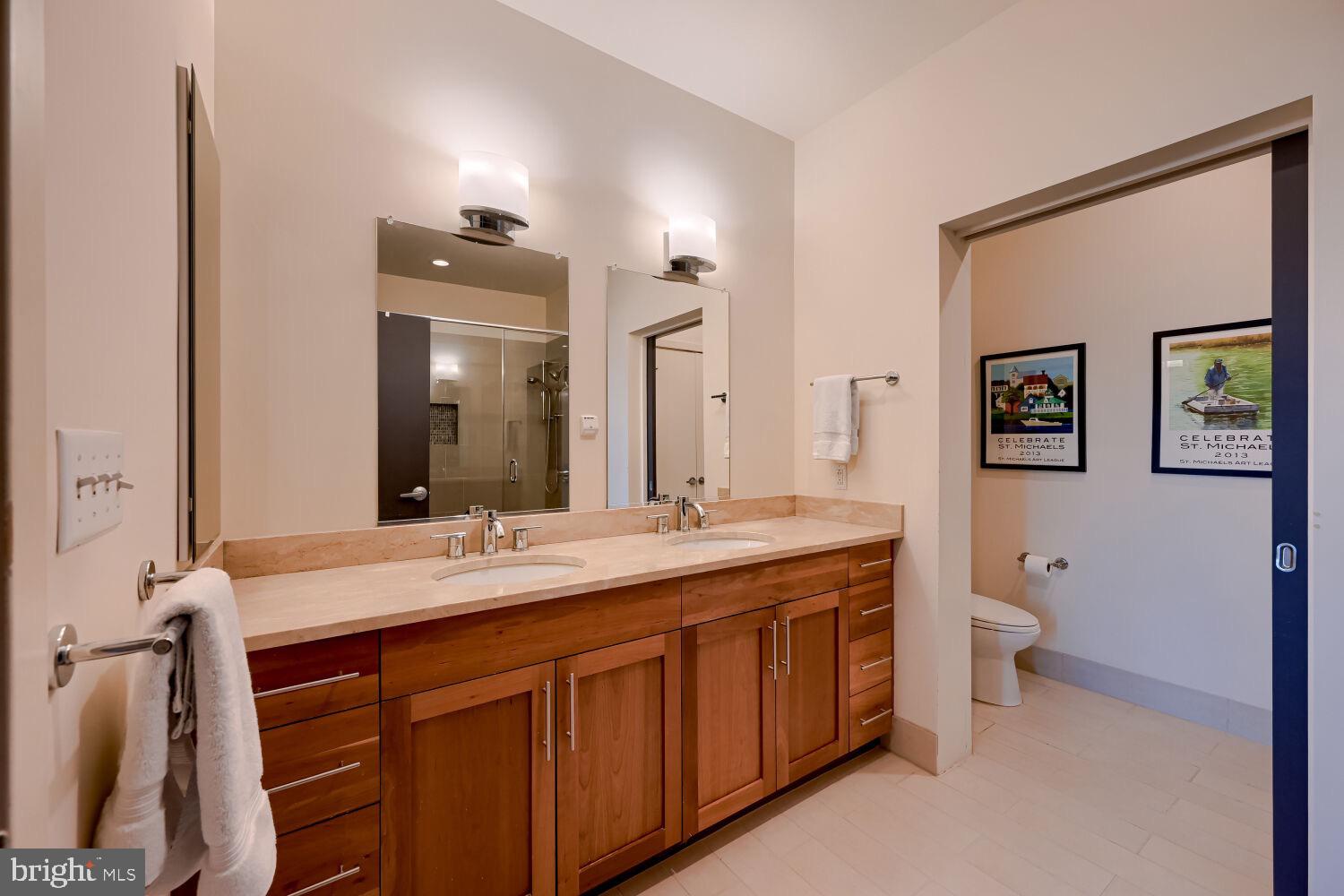 LOCUST POINT - Residential