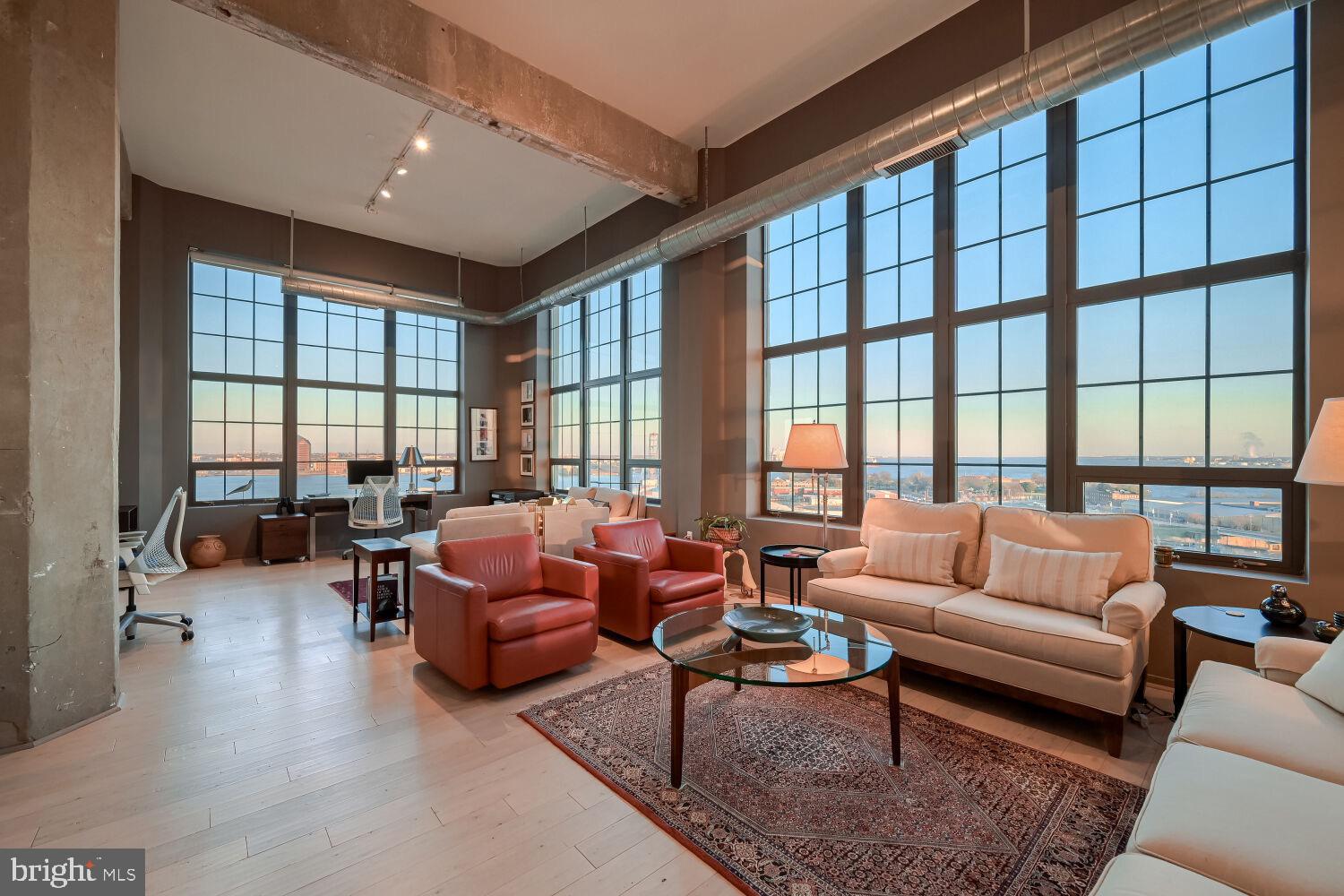 LOCUST POINT - Residential