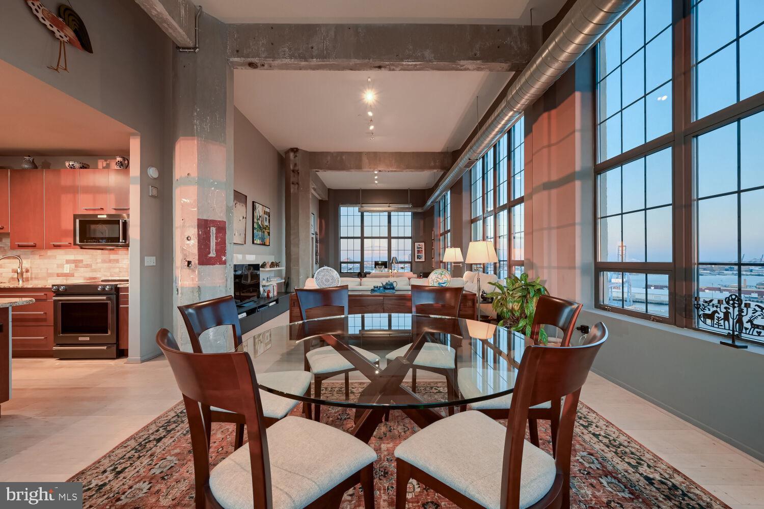 LOCUST POINT - Residential