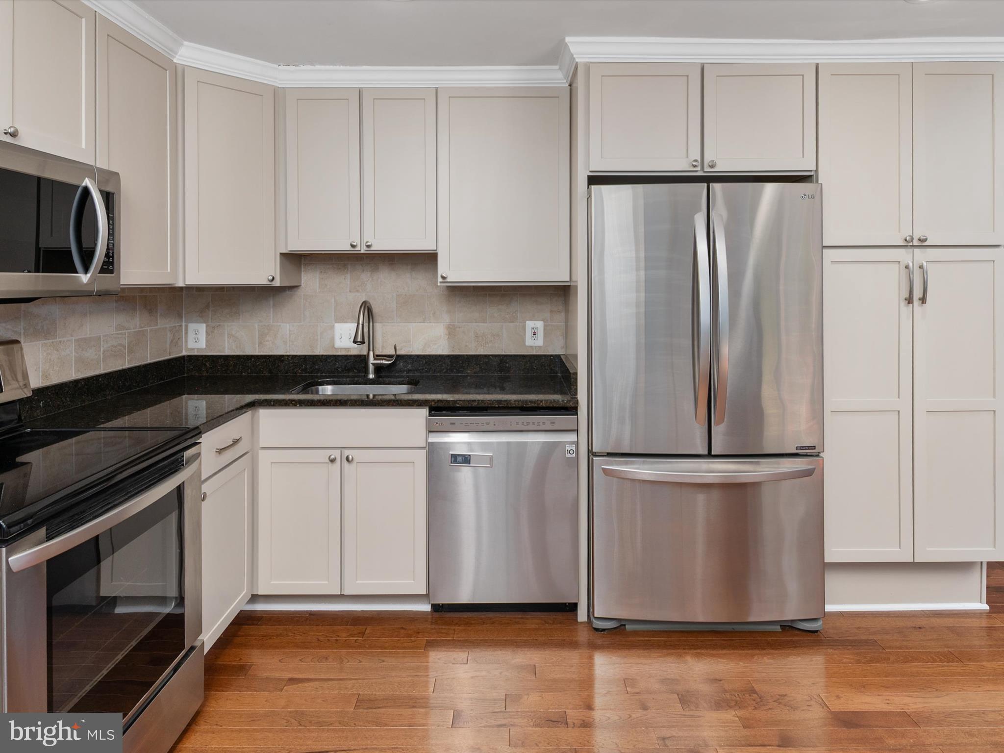 PASADENA - Residential