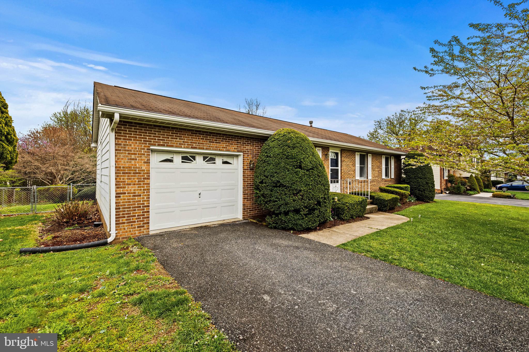 CLOVER HILL - Residential