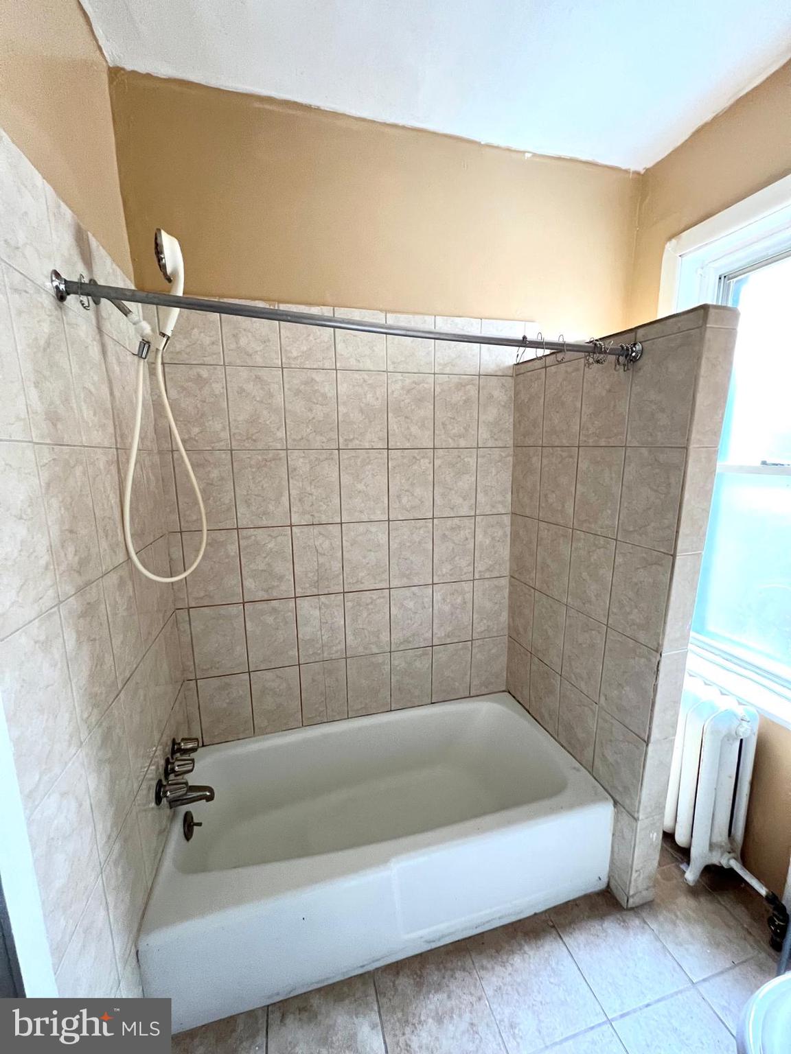 HARROWGATE - Residential