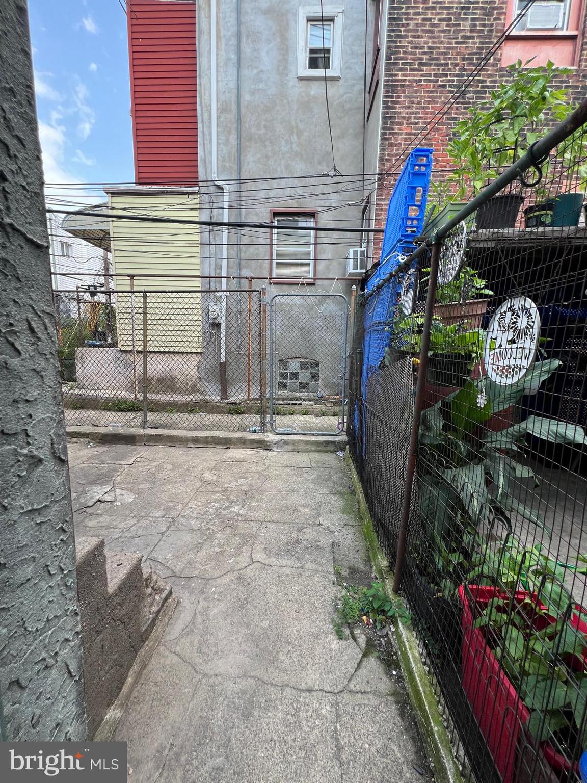 HARROWGATE - Residential