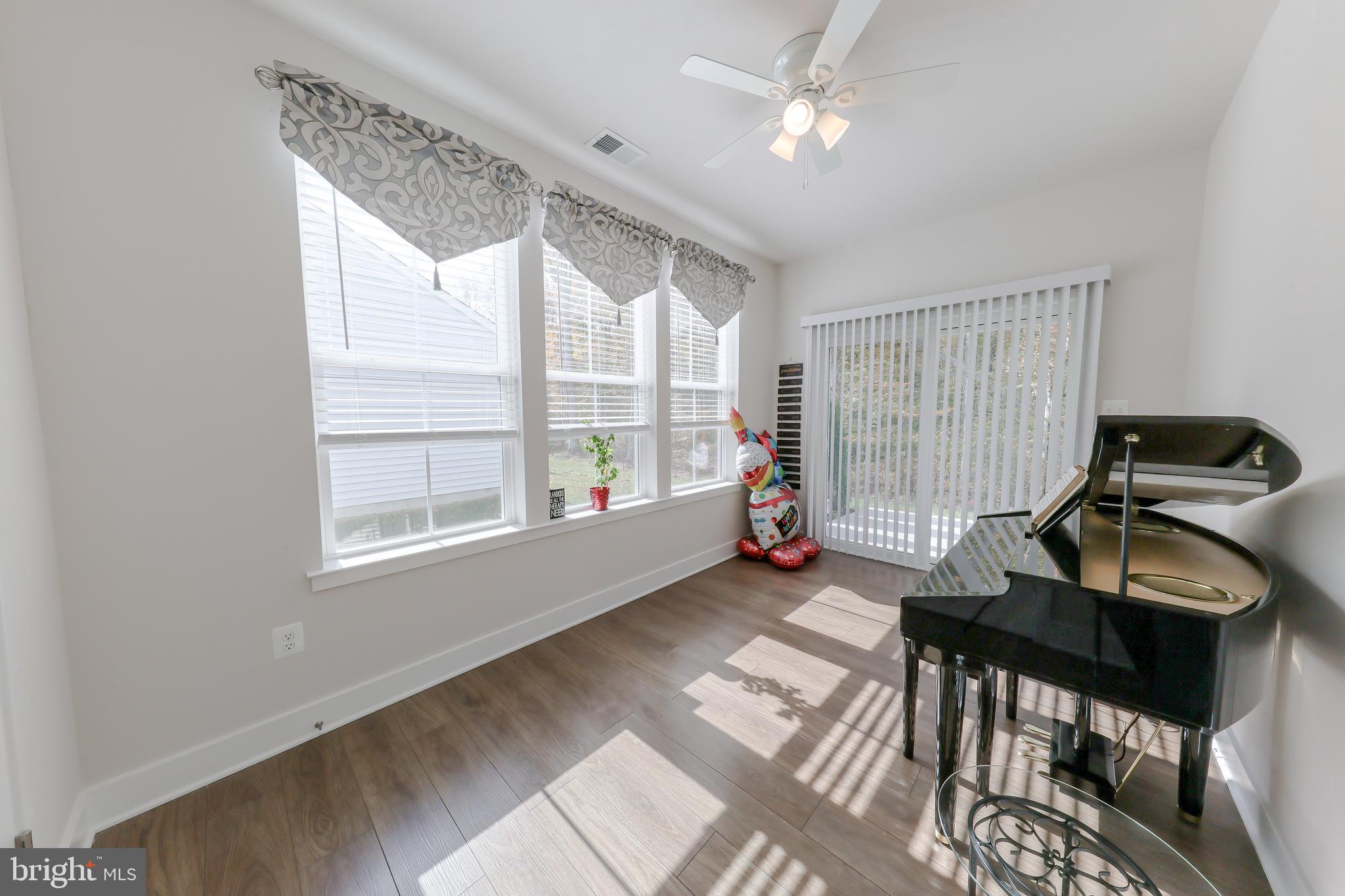 THE CASCADES - Residential