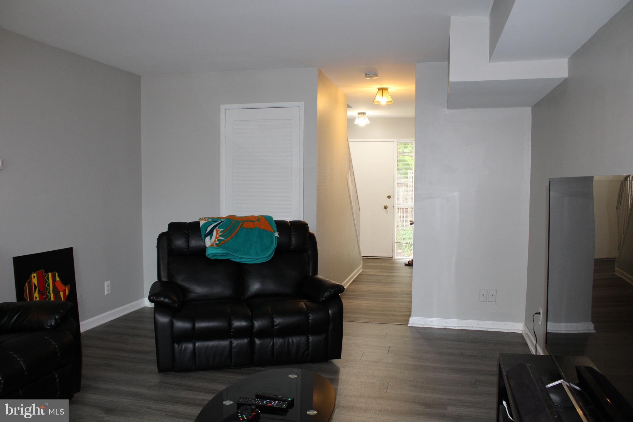 PATRIDGE COURTS CONDOMINIUMS - Residential Lease