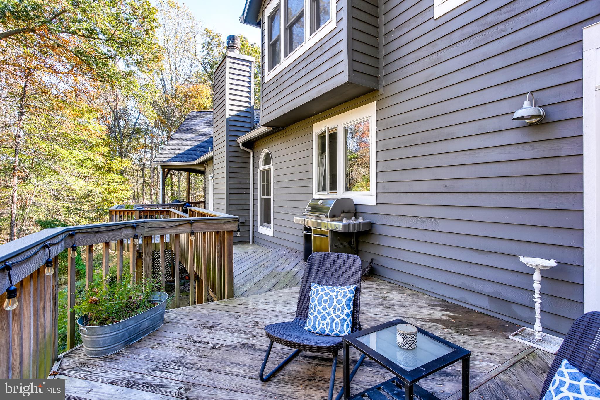 MEADOWOOD - Residential