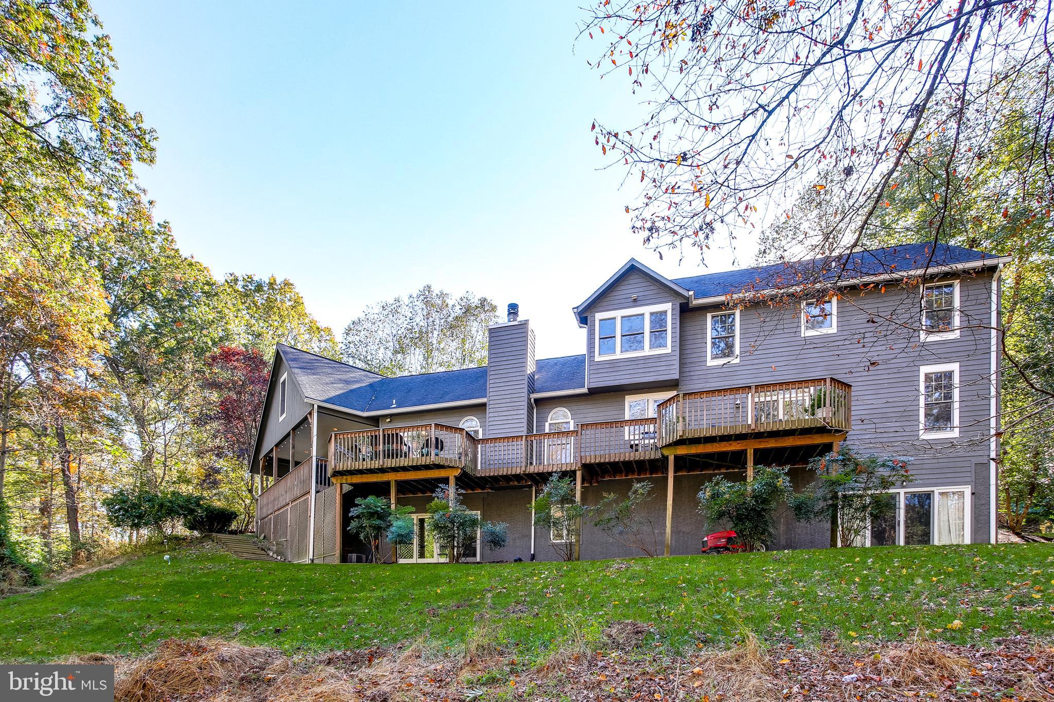 MEADOWOOD - Residential