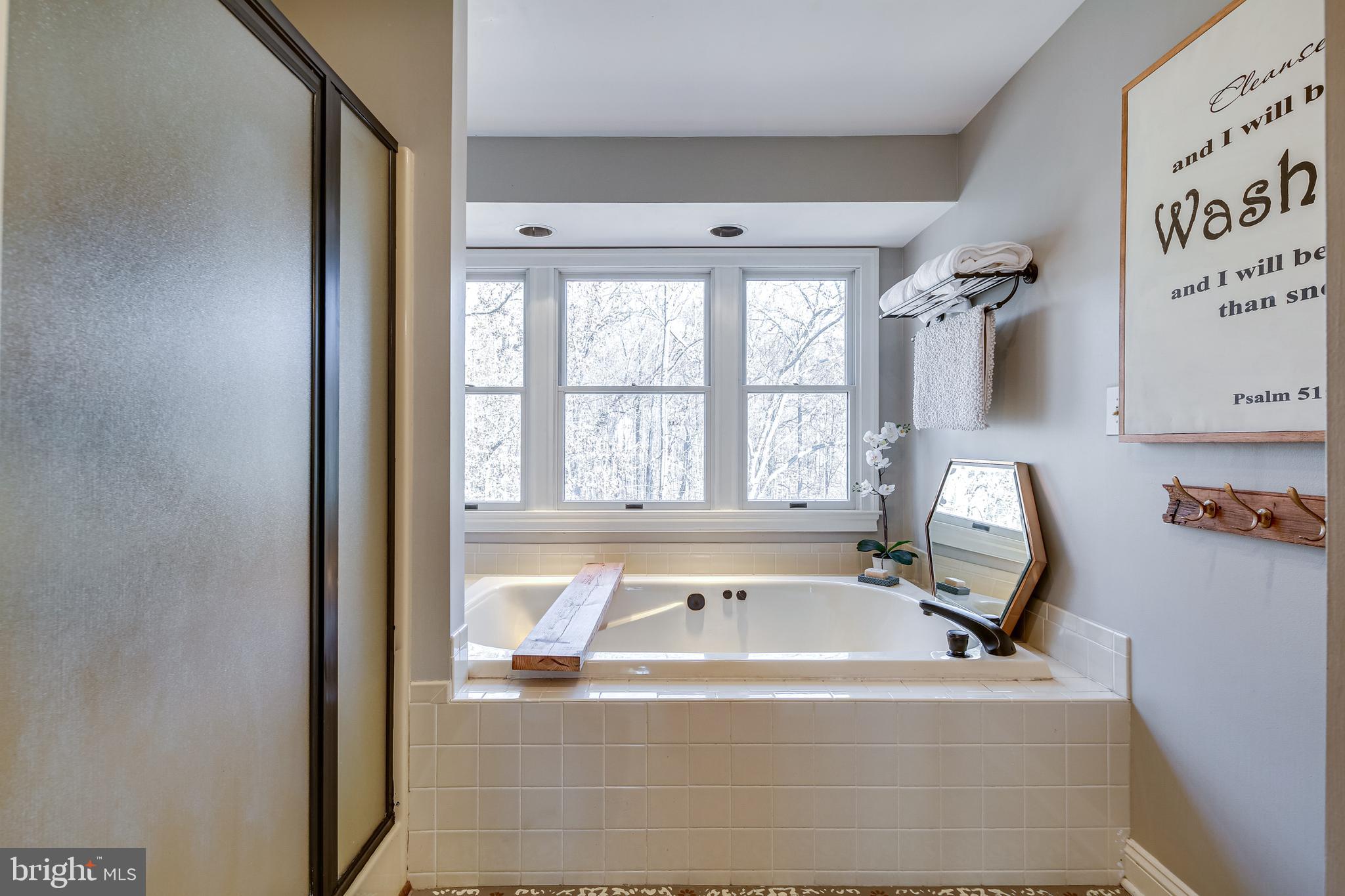 MEADOWOOD - Residential