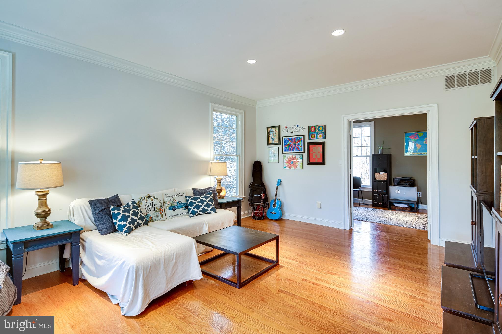 MEADOWOOD - Residential