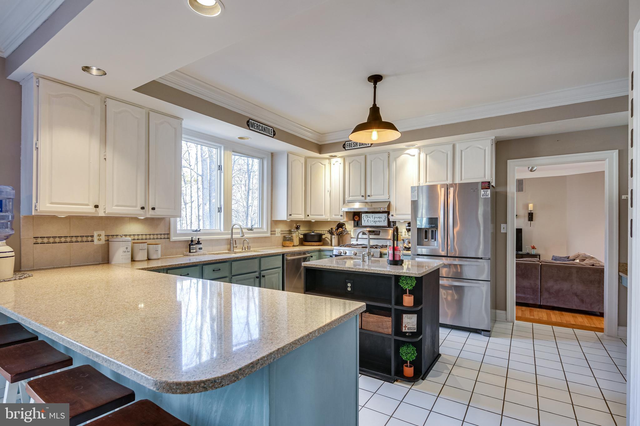 MEADOWOOD - Residential