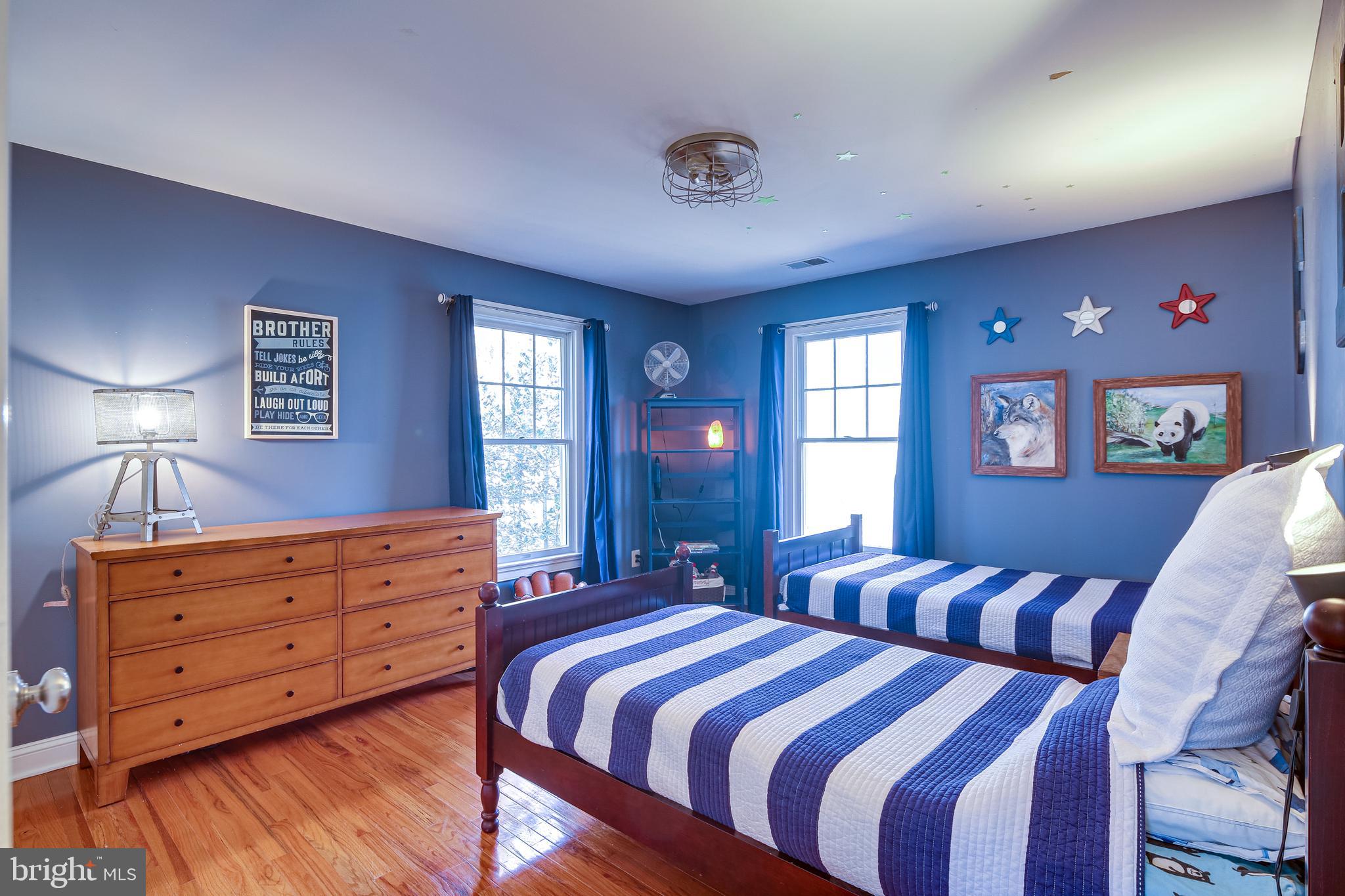 MEADOWOOD - Residential