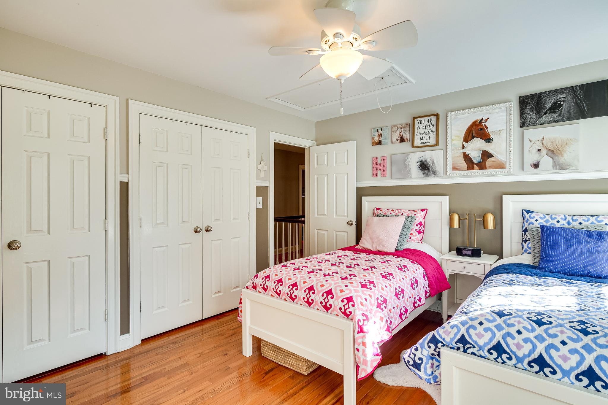 MEADOWOOD - Residential