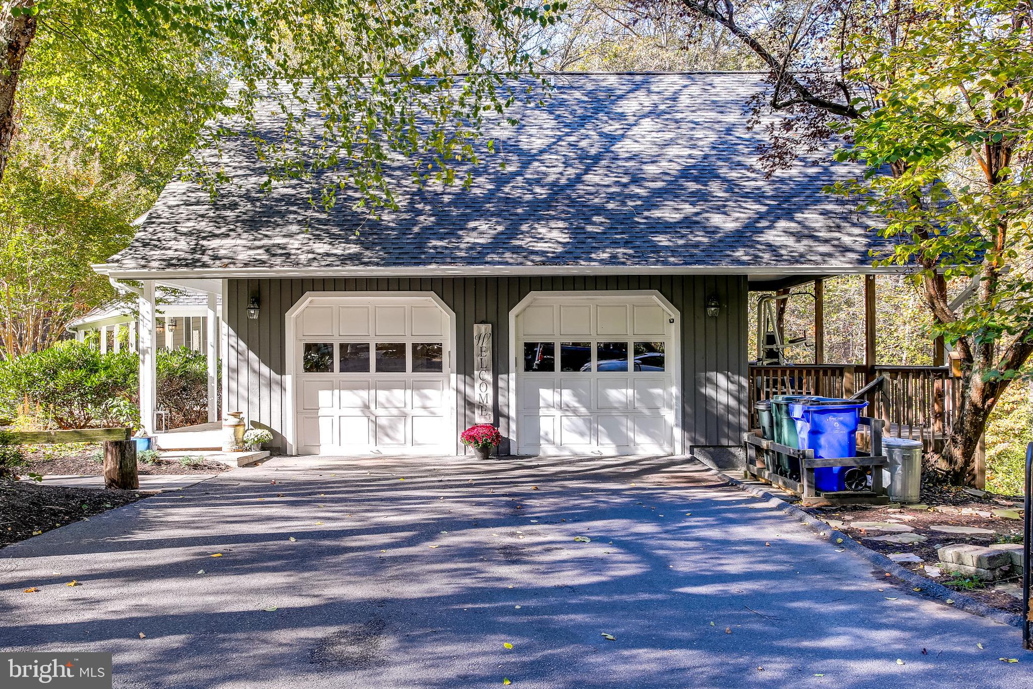 MEADOWOOD - Residential